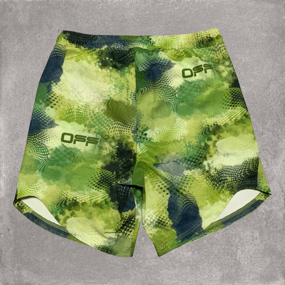Off-White Off White Medium Shorts Active Green Camo Virgil Abloh Size US 32 / EU 48 - 2 Thumbnail