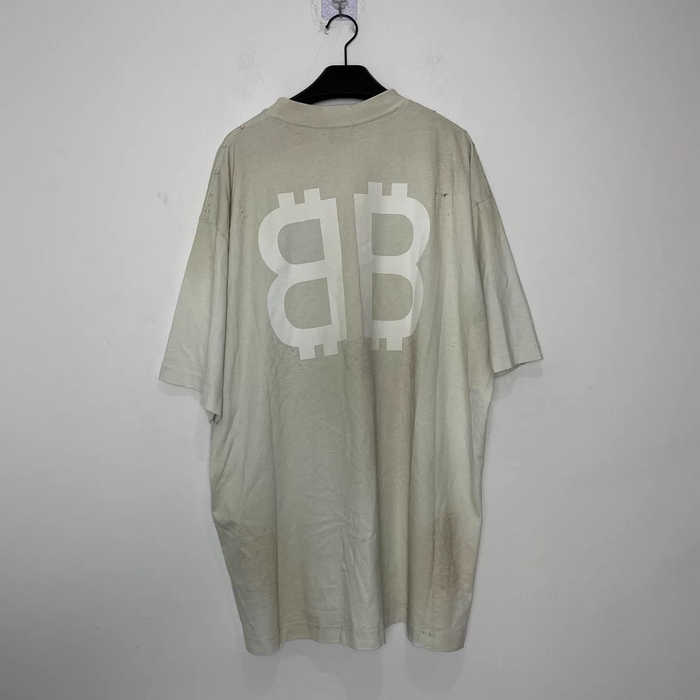 Balenciaga Balenciaga 23ss Off-White Distressed Bitcoin Tee M Size M / US 6-8 / IT 42-44 - 2 Thumbnail