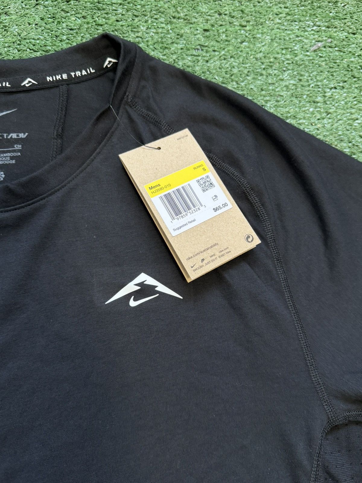 Nike Nike Trail Dri-Fit Solar Chase Running Shirt Black HJ3580 Size US S / EU 44-46 / 1 - 2 Thumbnail