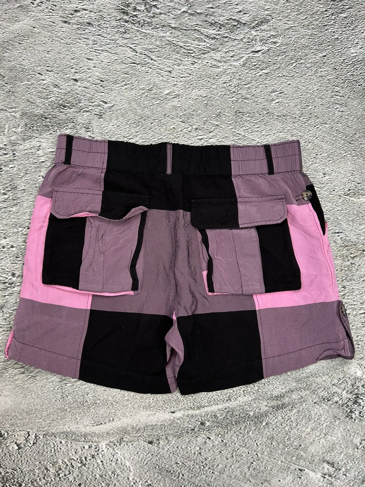 Ganni Ganni shorts viscose pink black checkered Size 28" / US 6 / IT 42 - 7 Thumbnail