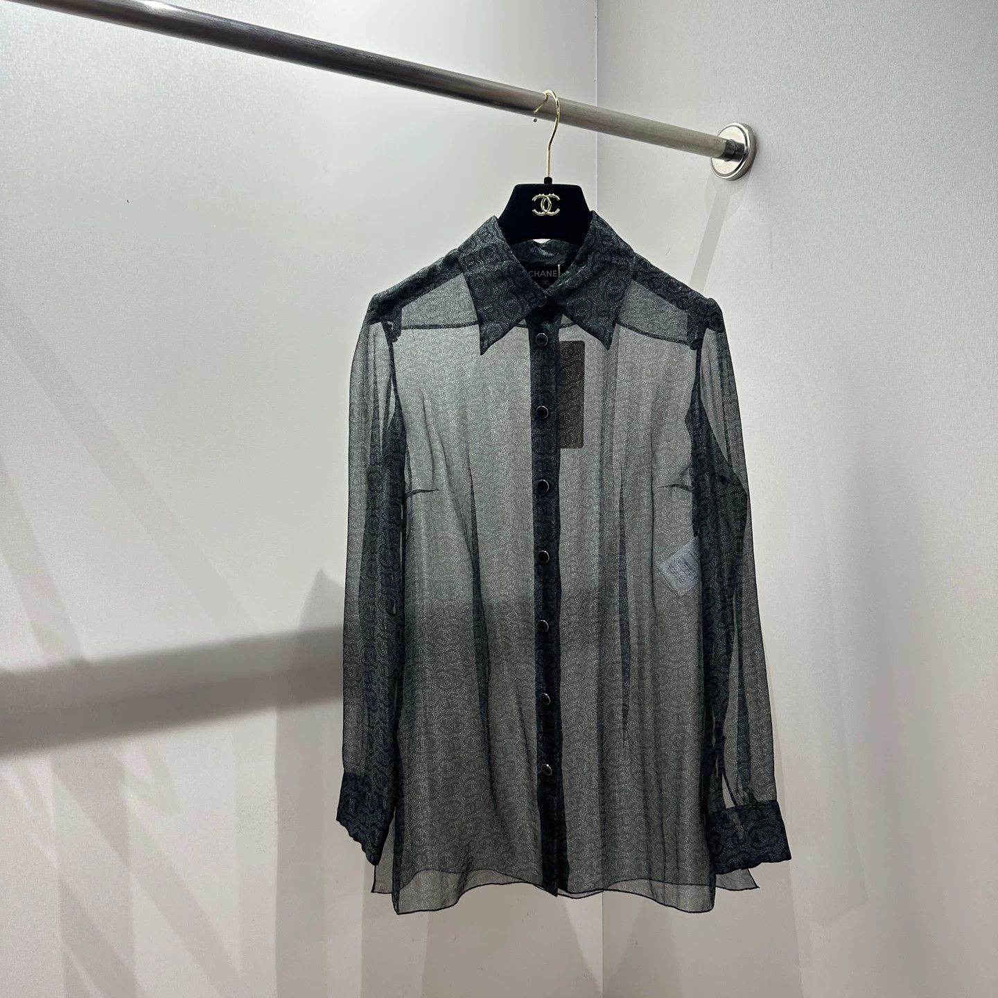 Chanel Chanel 23A Dark Green All-Over Logo Silk Shirt 36 apr101 Size XS / US 0-2 / IT 36-38 - 1 Thumbnail