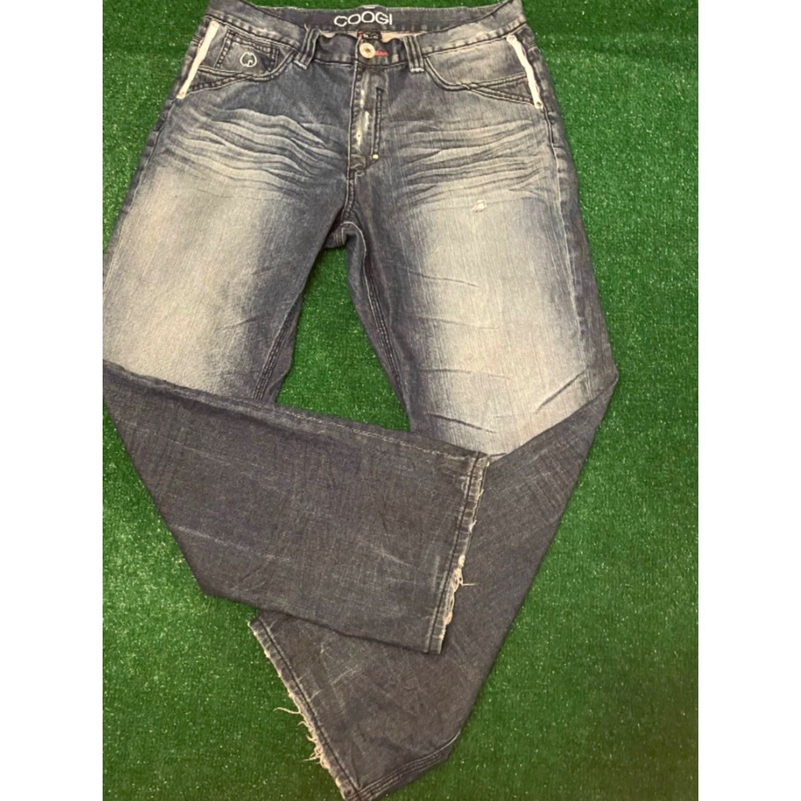 Coogi VINTAGE Coogi Baggy Jeans VTG Mens Size 34X34 Embroidered Grunge Skater Y2K Wide-Leg Jeans Mens Size US 34 / EU 50 - 4 Thumbnail