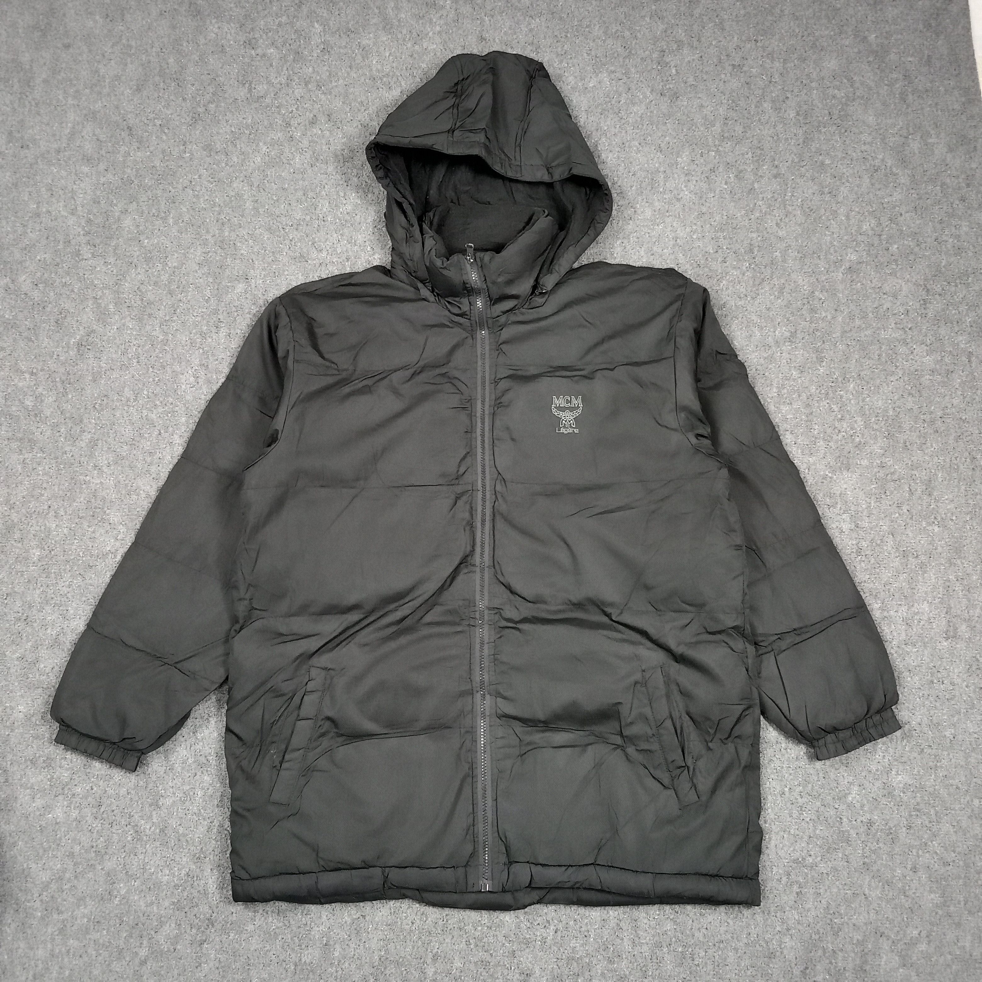 MCM MCM Legere Designer Brand Puffer Jacket C286N8 Size US XL / EU 56 / 4 - 1 Thumbnail