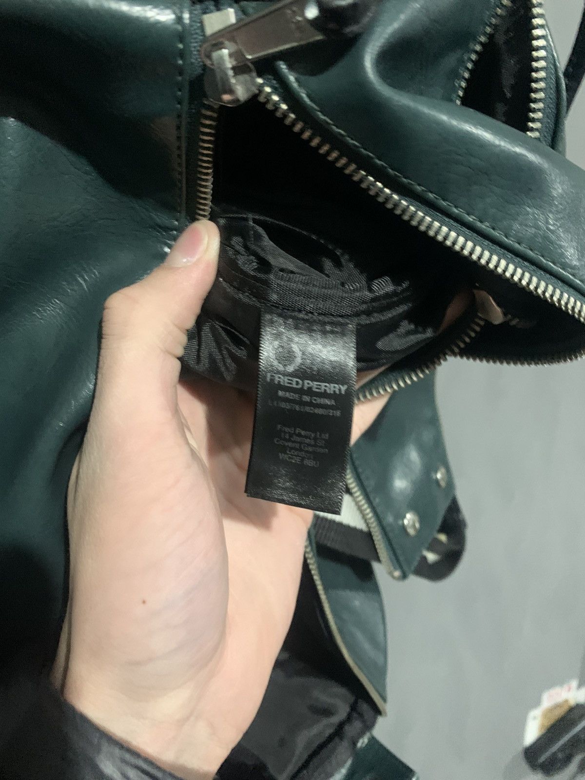 Fred Perry Fred Perry Shoulder Bag Leather Size ONE SIZE - 11 Thumbnail