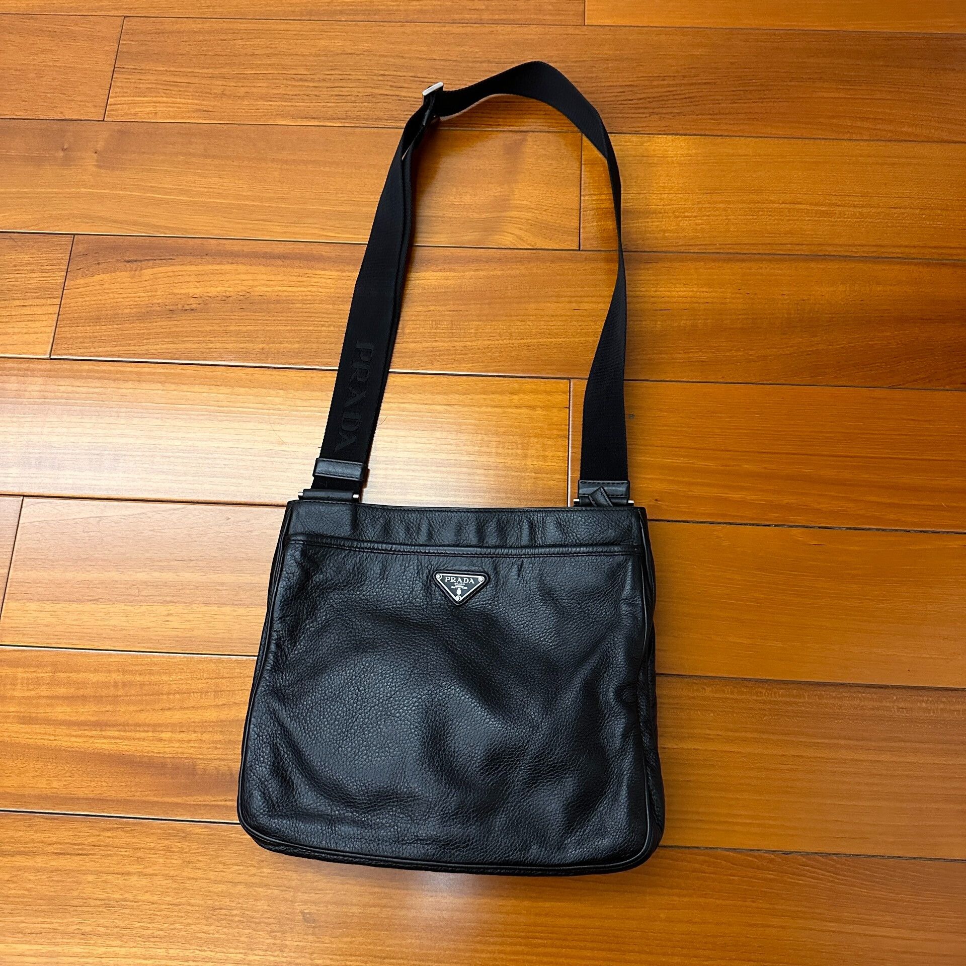 Prada Large Prada Leather Crossbody Bag Size ONE SIZE - 1 Thumbnail