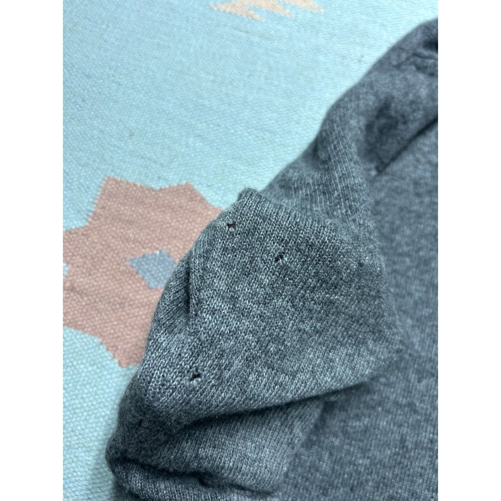Vintage VINTAGE Richman Brothers Sweater Gray Pullover v Neck Mens Large 1960s Lambswool Acrylic Distressed Size US L / EU 52-54 / 3 - 4 Thumbnail