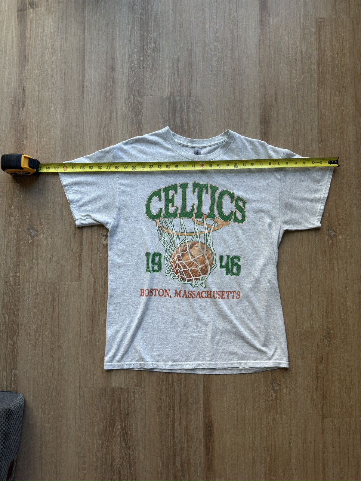 Gildan Vintage Boston Celtics T-Shirt Size US L / EU 52-54 / 3 - 6 Thumbnail