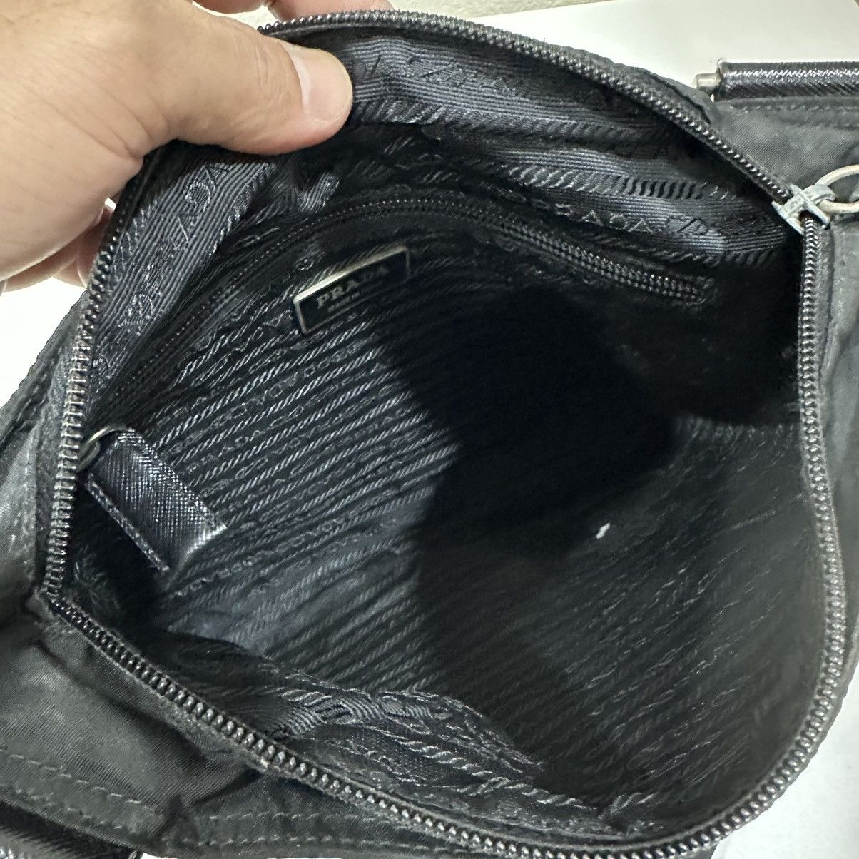 Prada AUTHENTIC PRADA TESSUTO NYLON CROSSBODY SLING BAG Size ONE SIZE - 11 Thumbnail