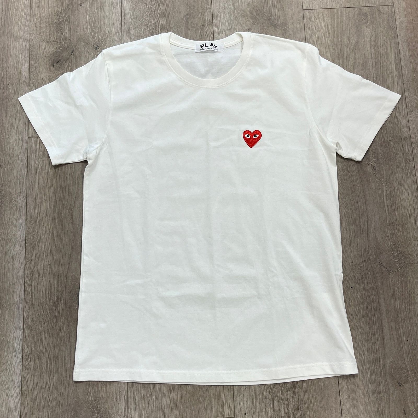 Comme des Garcons SHIRT Comme des Garçons Play CDG Heart Logo White Tee Large Size US L / EU 52-54 / 3 - 1 Thumbnail