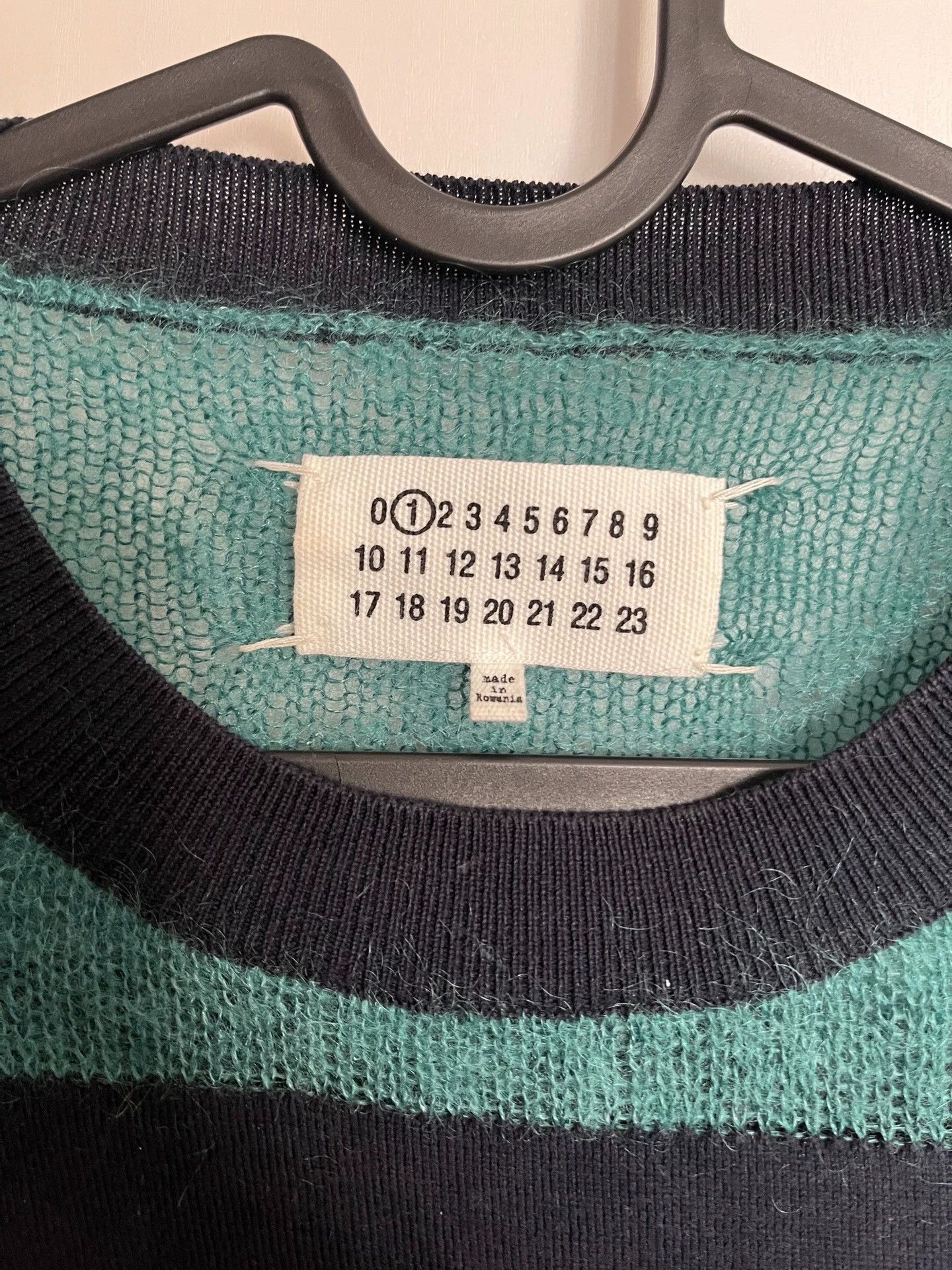 Maison Margiela MM Color Block Knit Sweater M 1 Wear Long Sleeves Size M / US 6-8 / IT 42-44 - 2 Thumbnail