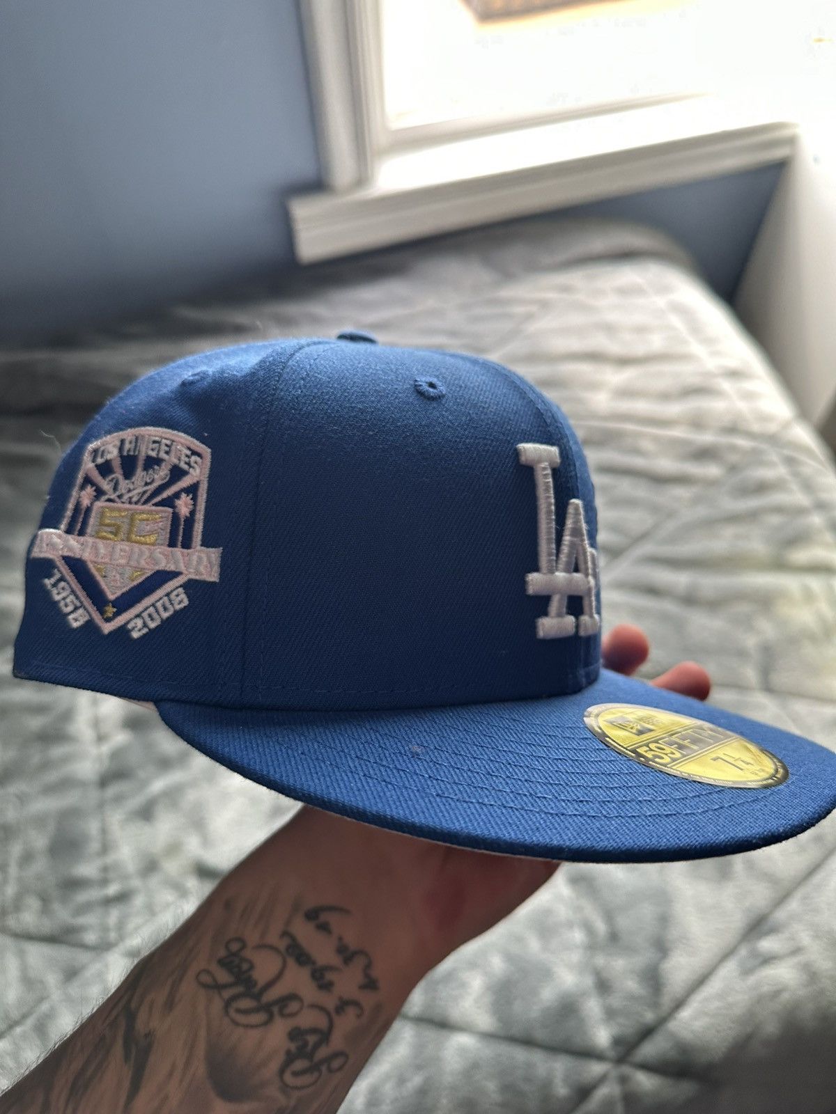 New Era LA dodgers embroidered 7 1/4 new era fitted hat Size ONE SIZE - 3 Thumbnail