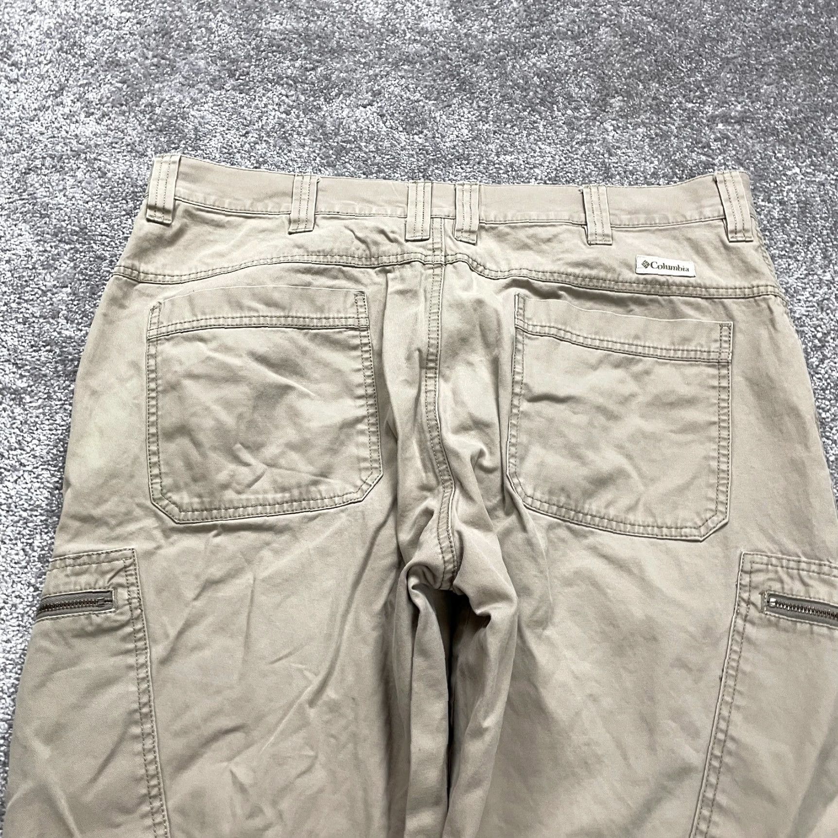 Vintage VINTAGE Columbia Cargo Pants Men 38 Brown Cotton Straight Leg Flat Front Casual Workwear Size US 38 / EU 54 - 4 Thumbnail