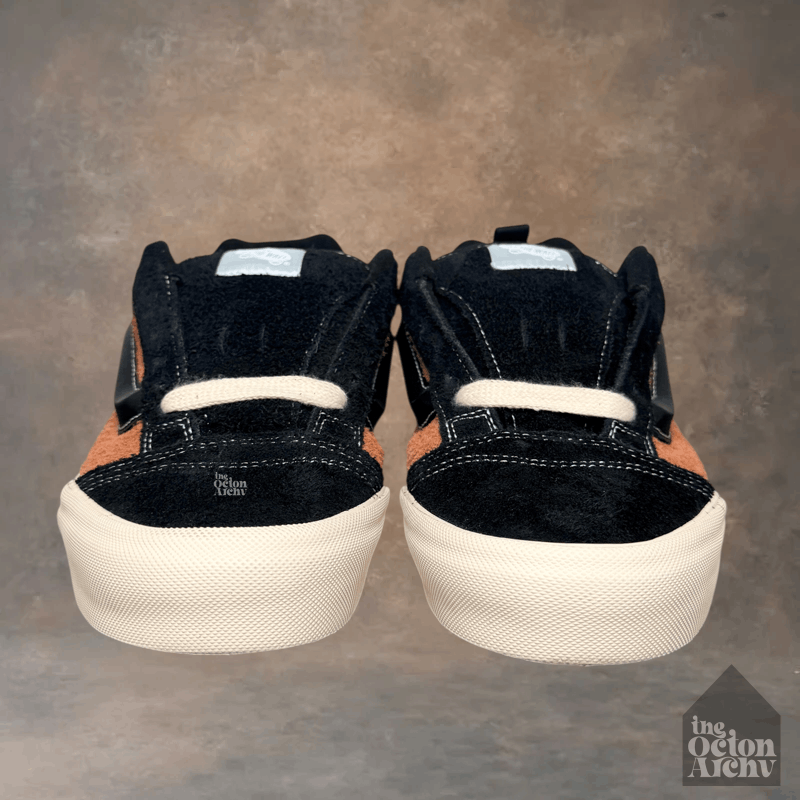Disney × Vans Vans Knu Skool x Disney 'Lion King - Scar' VN0009QCYS8 Size US 9 / EU 42 - 3 Thumbnail
