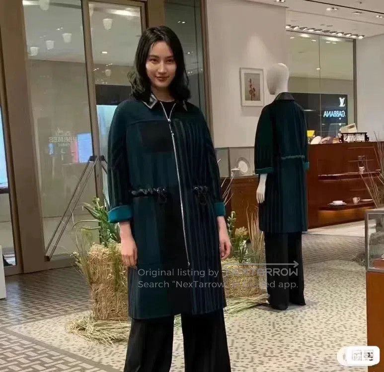 Hermes Hermes Black and green striped print cashmere coat Size XS / US 0-2 / IT 36-38 - 7 Thumbnail