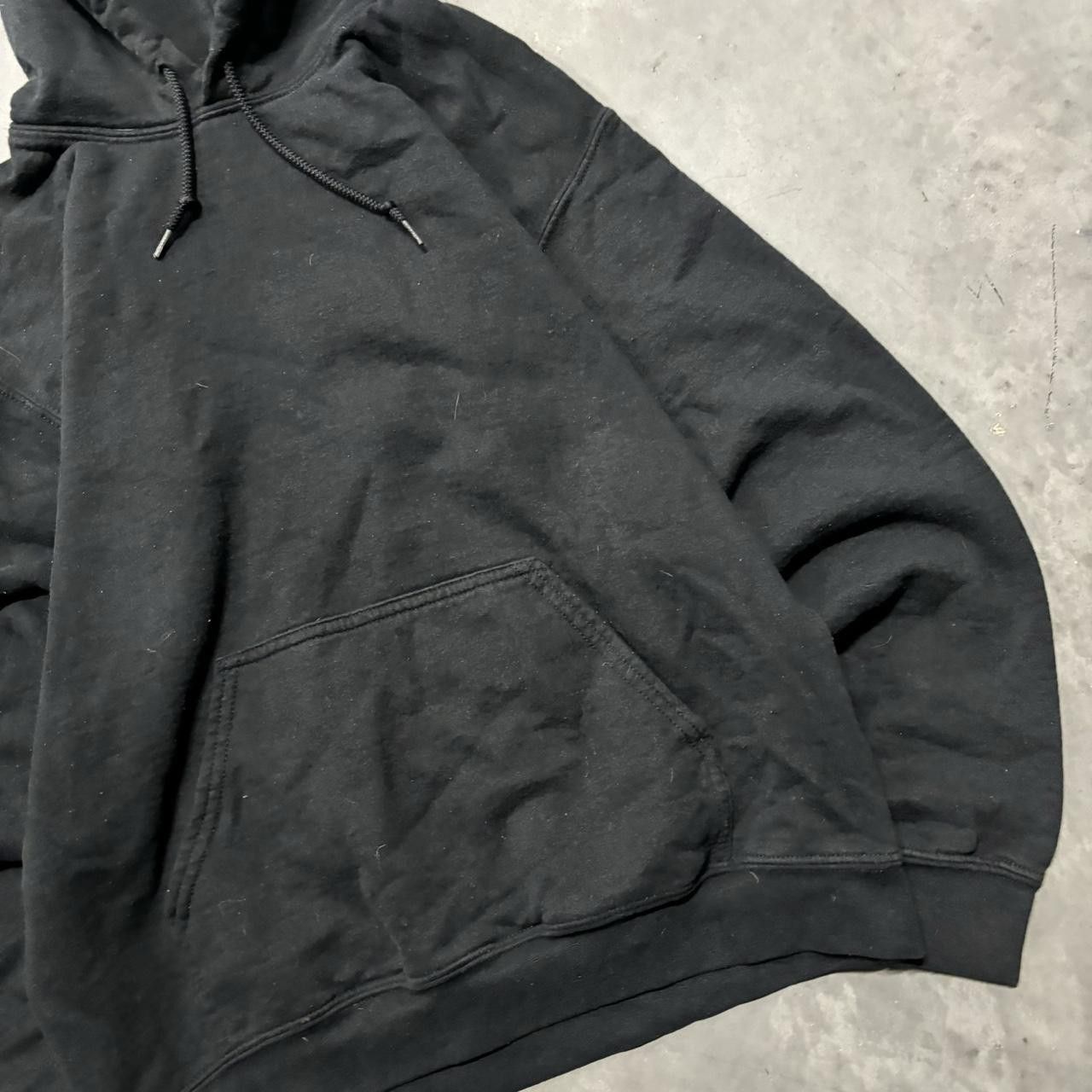 Russell Athletic × Vintage Crazy Vintage Y2K/2000s Black Blank Russell Style Essential Hoodie! Size US S / EU 44-46 / 1 - 4 Thumbnail
