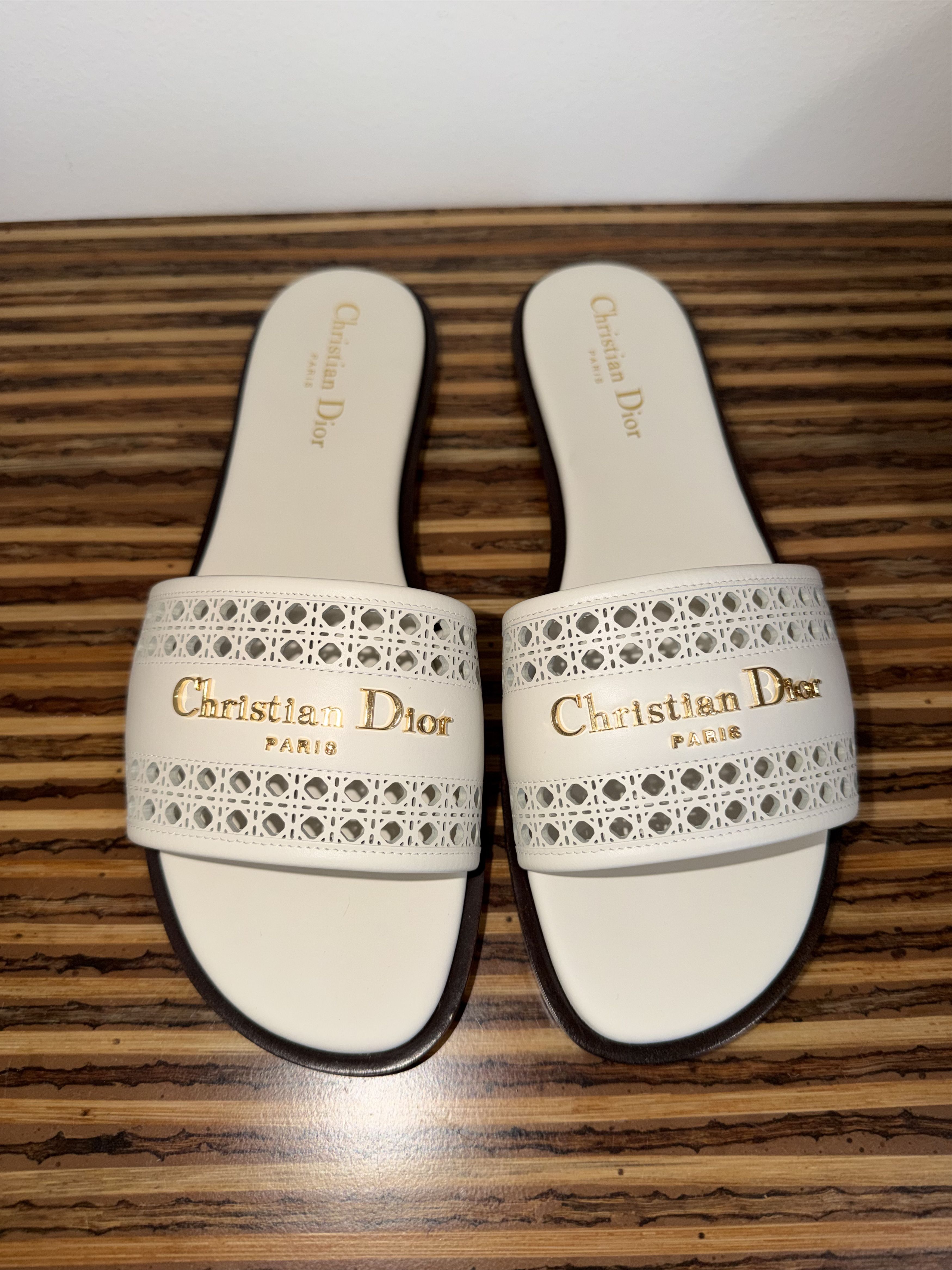 Dior D-Lane Dway Micro Cannage Leather Logo Slide Flat Sandal 39 Size US 9 / IT 39 - 7 Thumbnail
