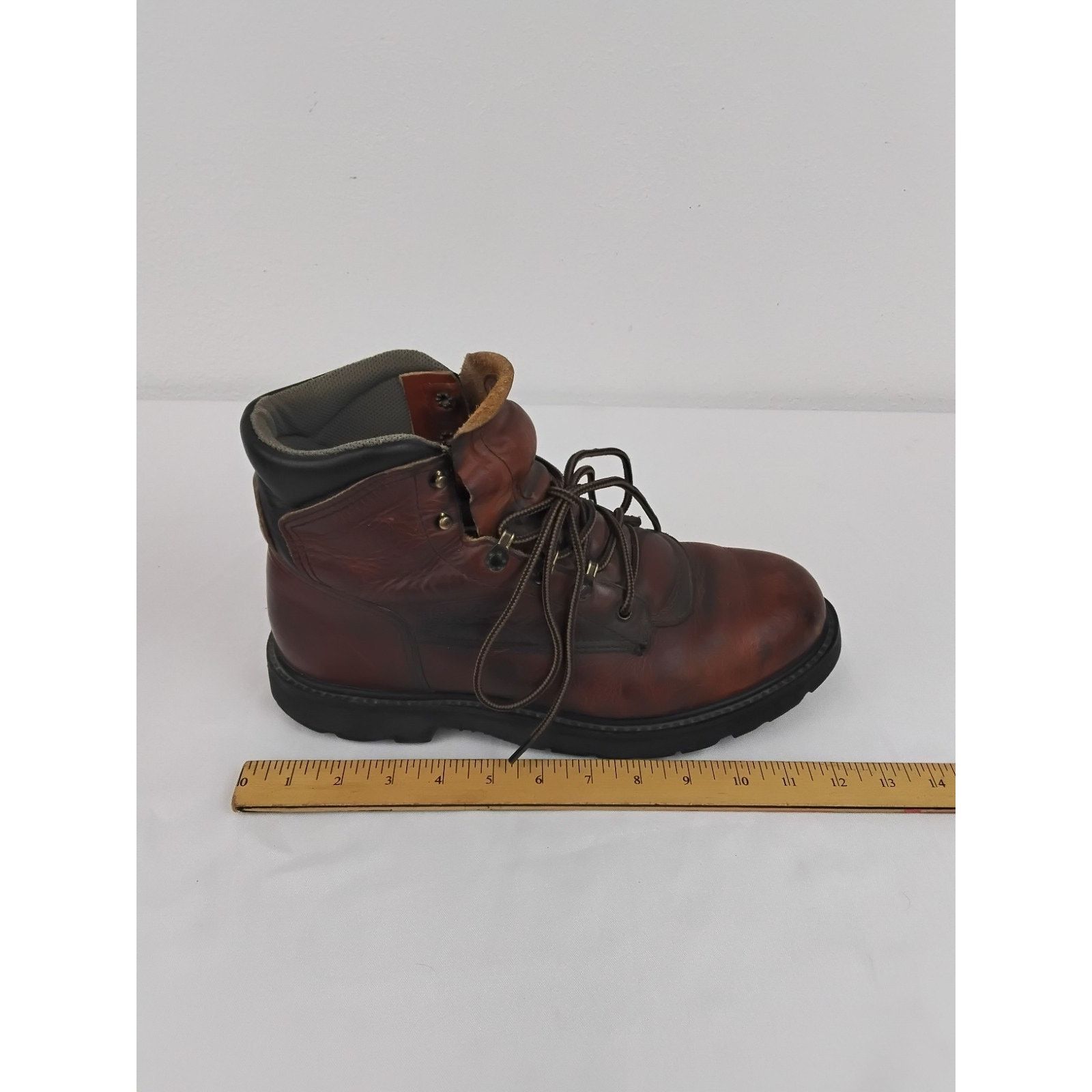 Red Wing Red Wing Brown Leather Boots Men's 11D Size US 10 / EU 43 - 16 Thumbnail