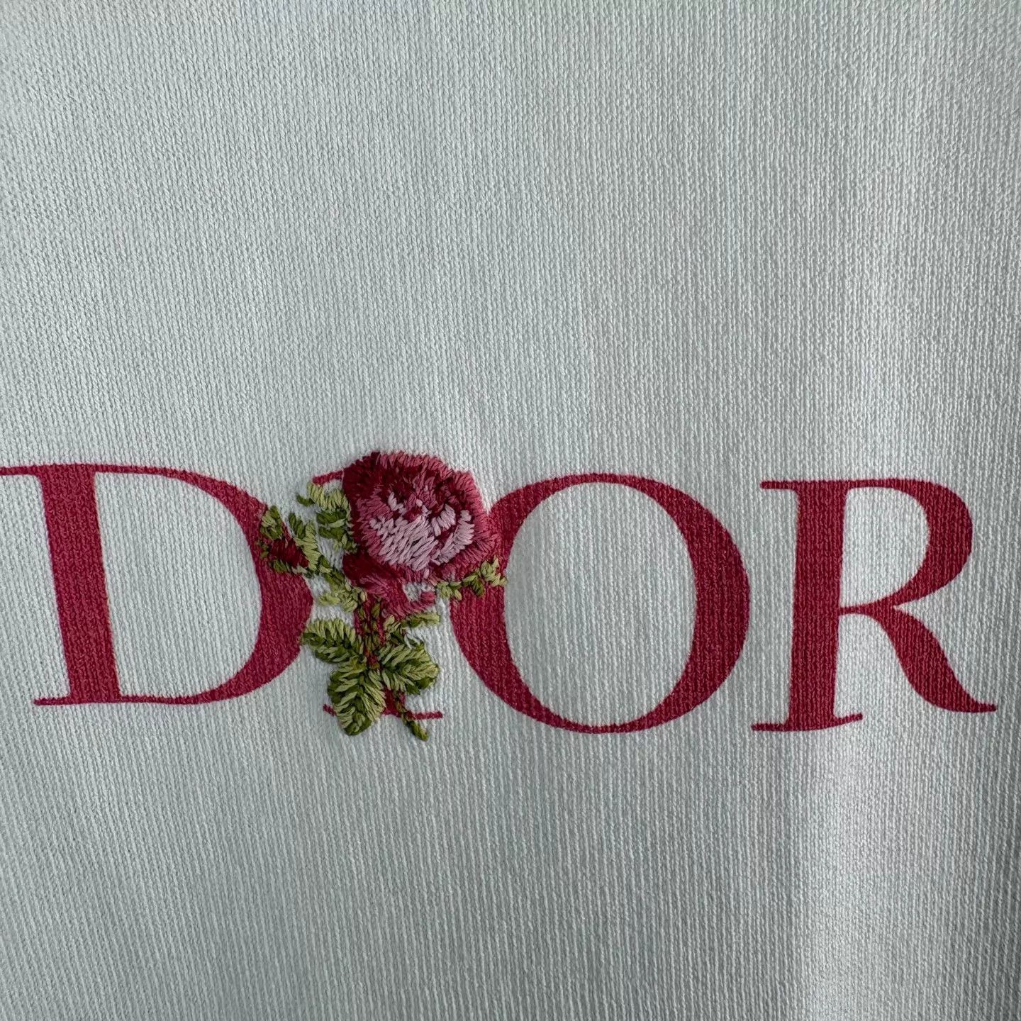 Dior Dior Logo & Rose Embroidered SS T S Italian Cotton Size US S / EU 44-46 / 1 - 4 Thumbnail