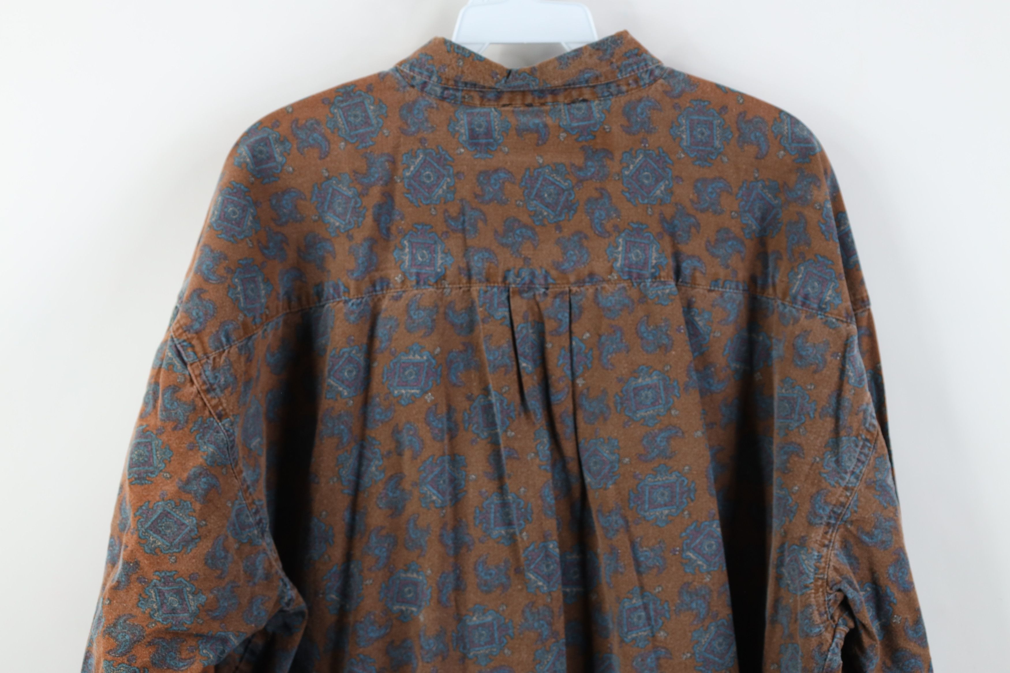 Vintage Vintage 90s Streetwear Geometric Baggy Fit Button Down Shirt Size US XL / EU 56 / 4 - 11 Thumbnail