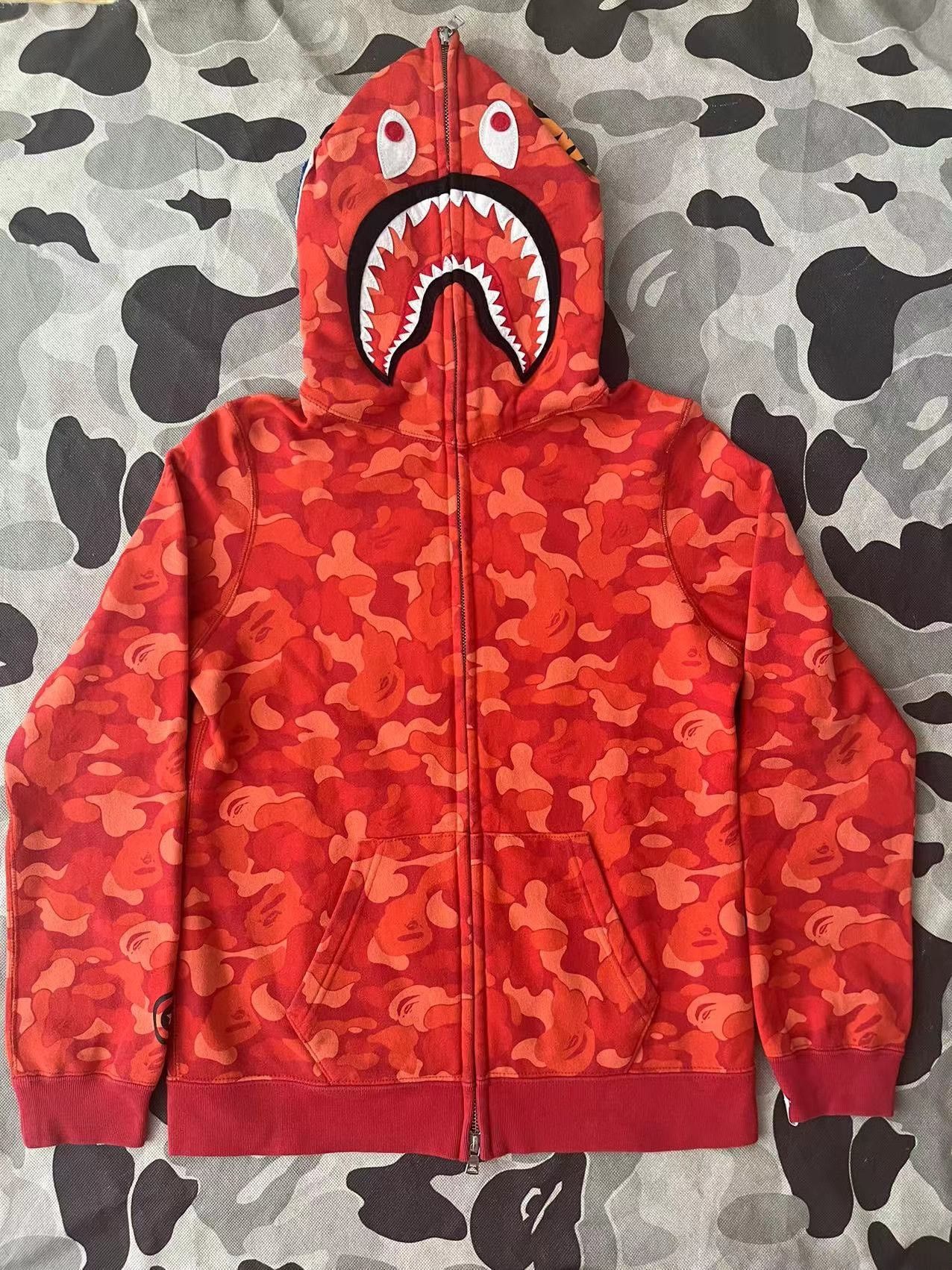 Bape Bape X Shark Sweatshirt Pullover Size US S / EU 44-46 / 1 - 1 Thumbnail