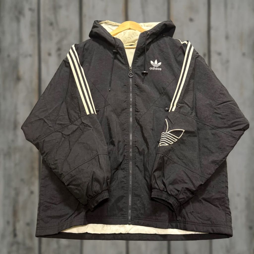 Adidas VTG Adidas Nylon Puffer Jacket Men's 2XL Black Whitr Stained 90s Embroidered Shirt Mens 2XL Black Whitr Stained 90s Embroidered Size US XXL / EU 58 / 5 - 1 Thumbnail
