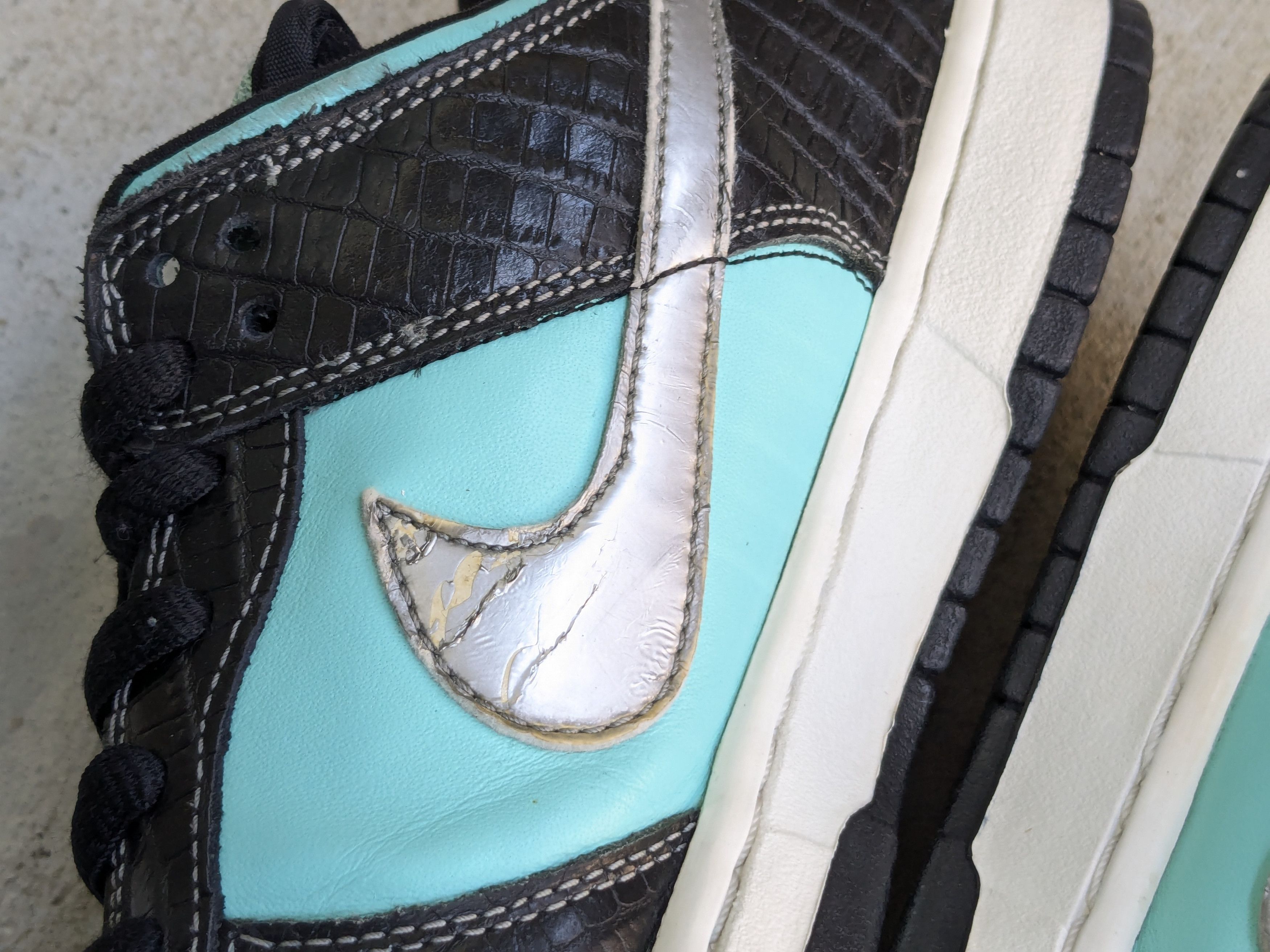 Nike Nike SB Dunk Low Pro x Diamond Supply Co. Tiffany 10 Size US 10 / EU 43 - 15 Thumbnail