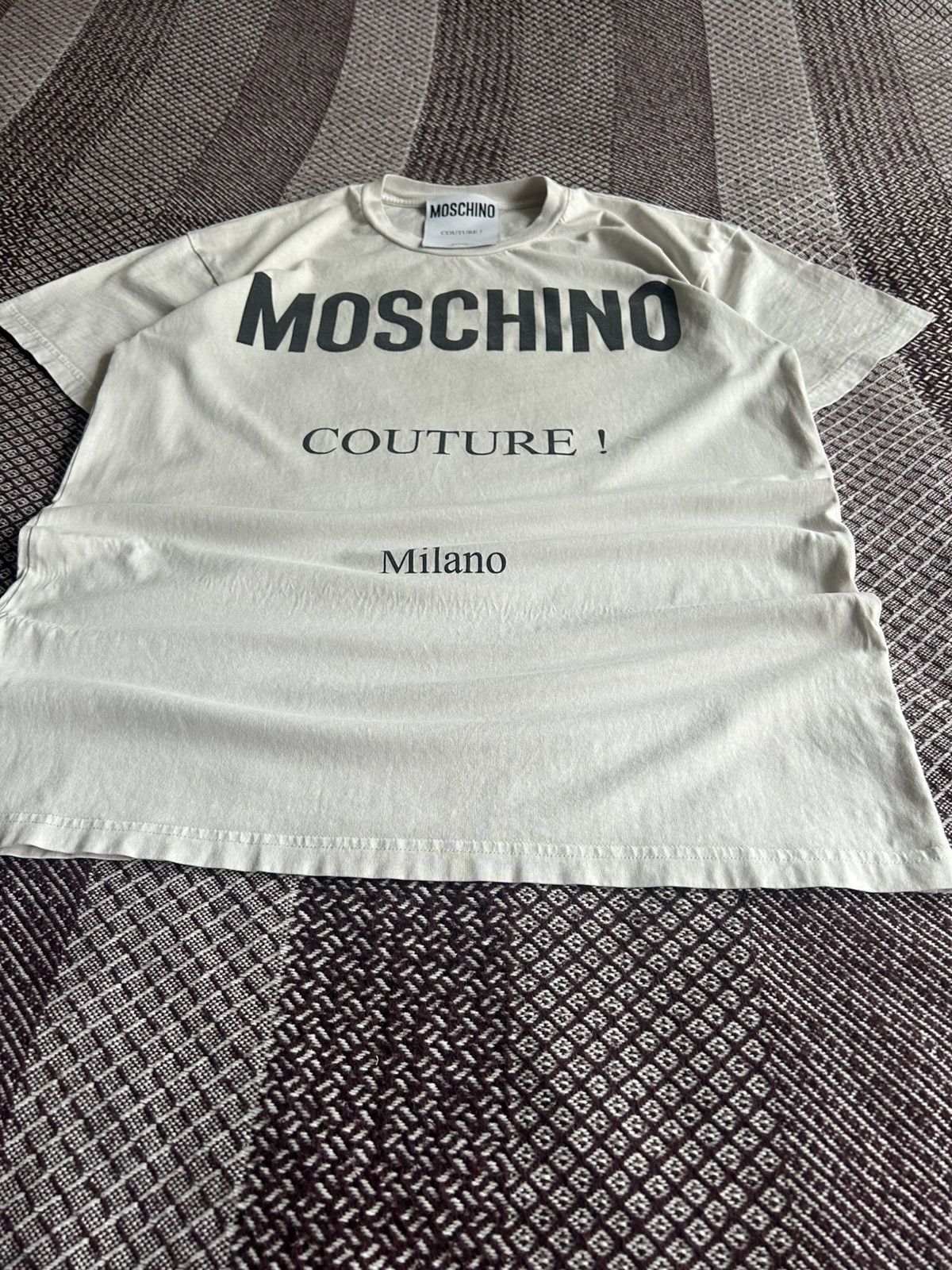 Moschino Moschino Couture Milano T-shirt Luxury Type Unisex Size M Size US M / EU 48-50 / 2 - 3 Thumbnail