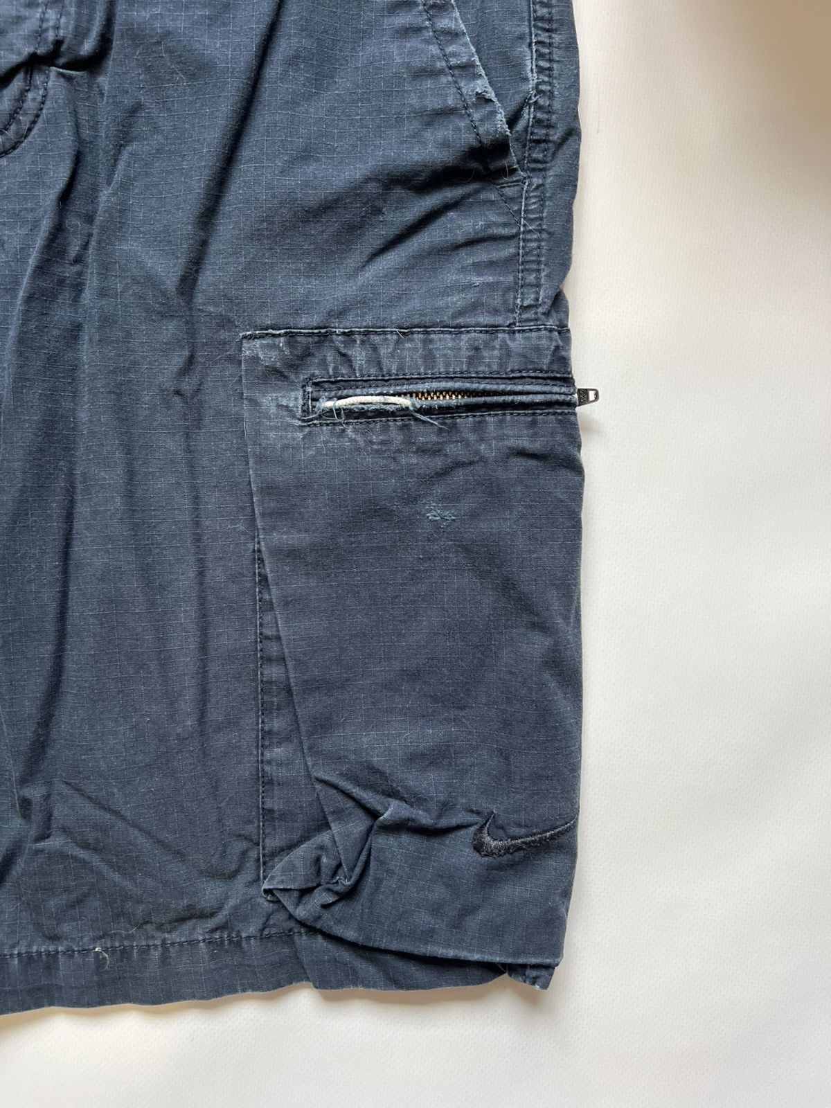 Nike Vintage Nike Blue Cargo Shorts Distressed Mens Size US 30 / EU 46 - 2 Thumbnail