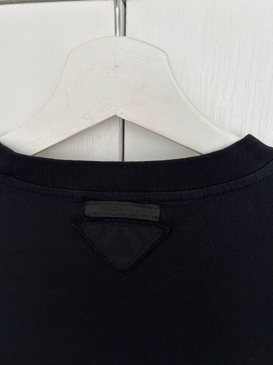 Prada Prada Long Sleeve Crewneck Navy Plague Logo Jumper Size 48 Size US M / EU 48-50 / 2 - 3 Thumbnail