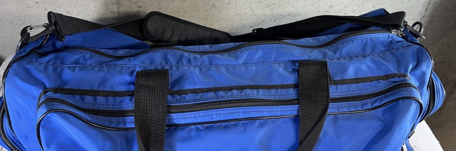 Nike Vintage XL 90s Blue Nike Travel Duffle Gym Bag Swoosh Logo Size ONE SIZE - 5 Thumbnail