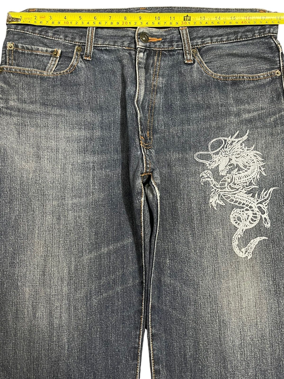 Hypebeast Vintage Japanese Brand Dragon Style Sukajan Art Work Jeans Size US 35 - 11 Thumbnail