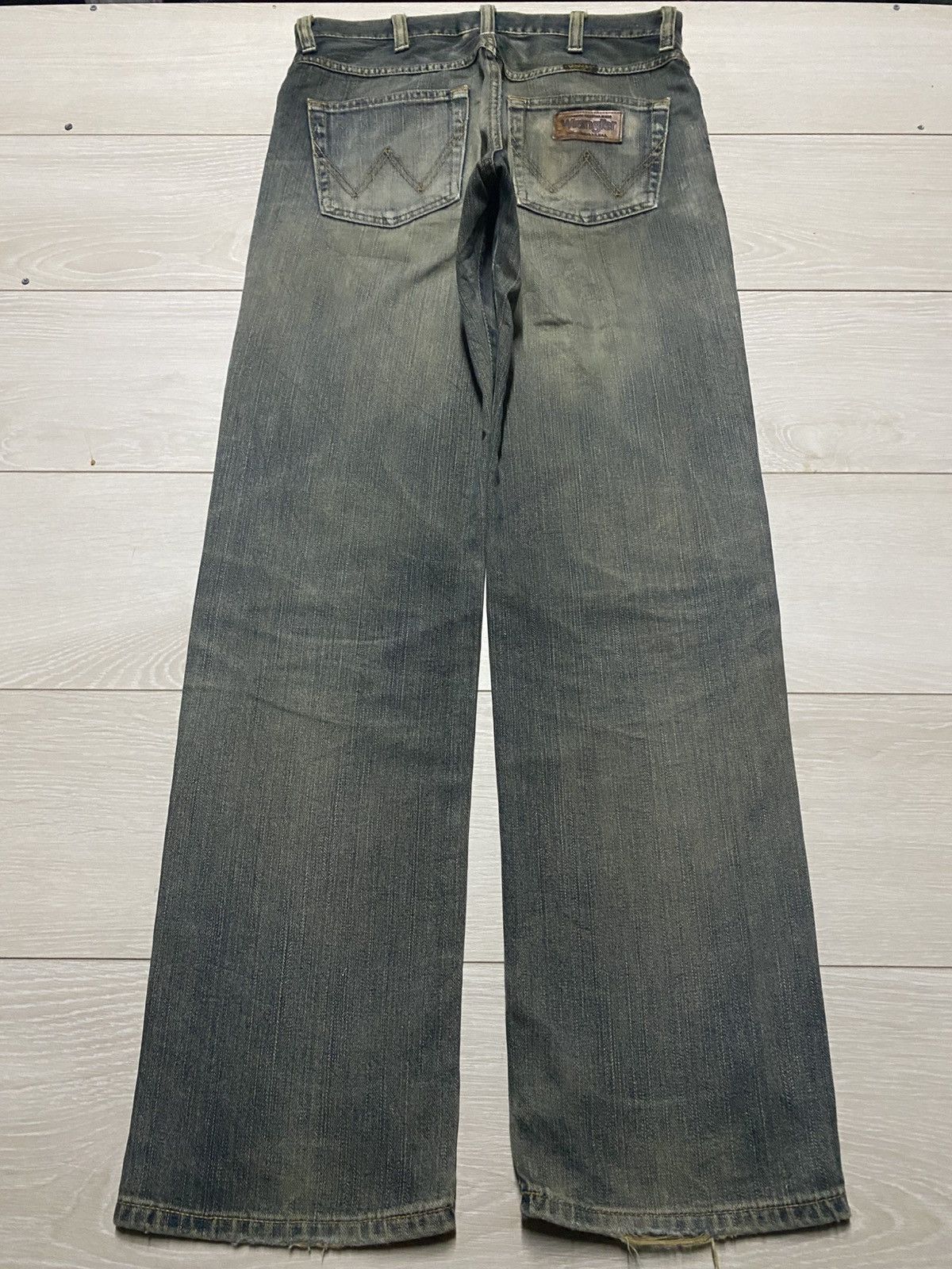 Wrangler Vintage Wrangler Mud Wash Distressed Loose Jeans Size US 32 / EU 48 - 2 Thumbnail