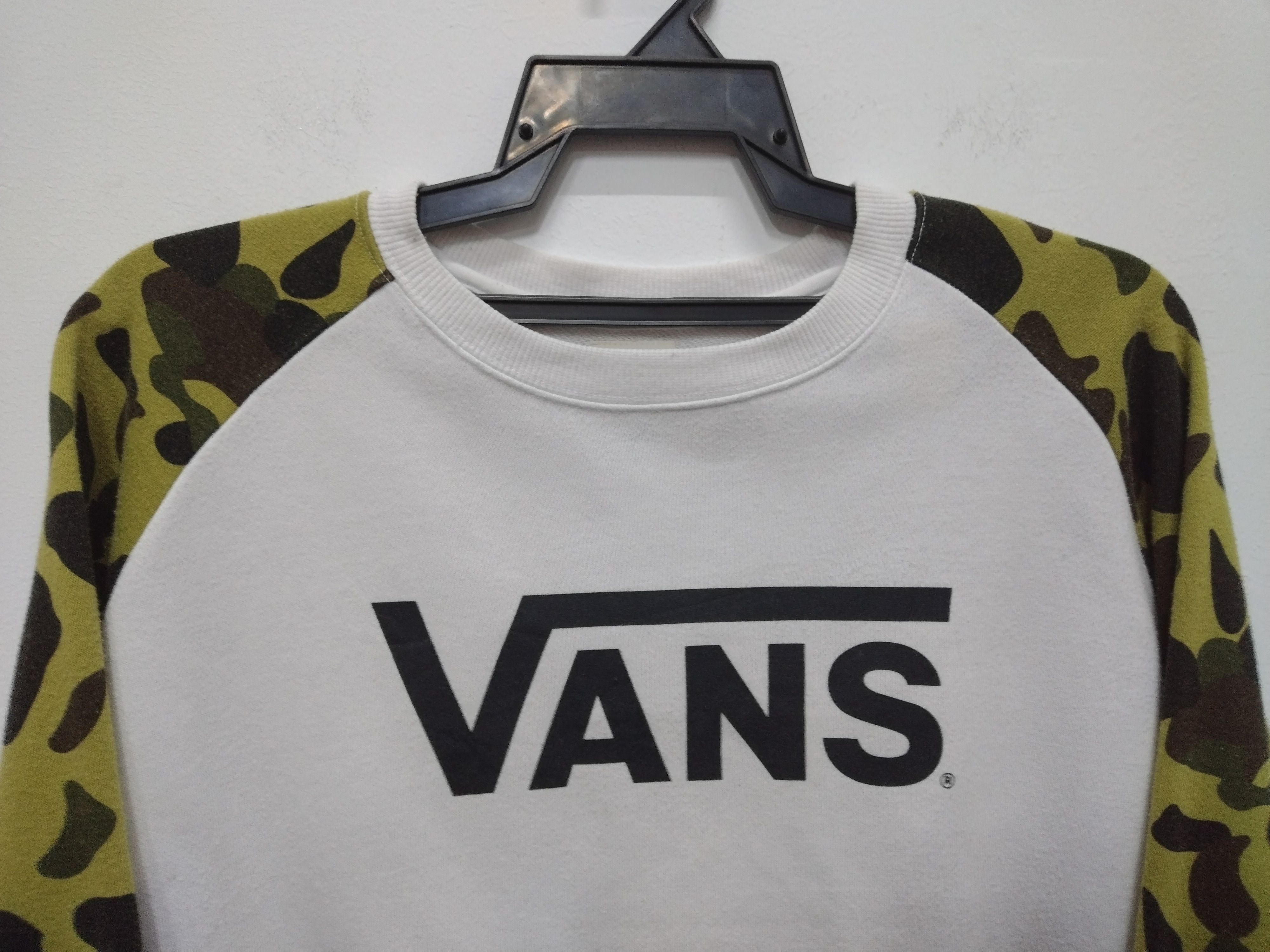 Vans Camouflage oversized vans Long Sleeve crop top Sweatshirt Size M / US 6-8 / IT 42-44 - 3 Thumbnail