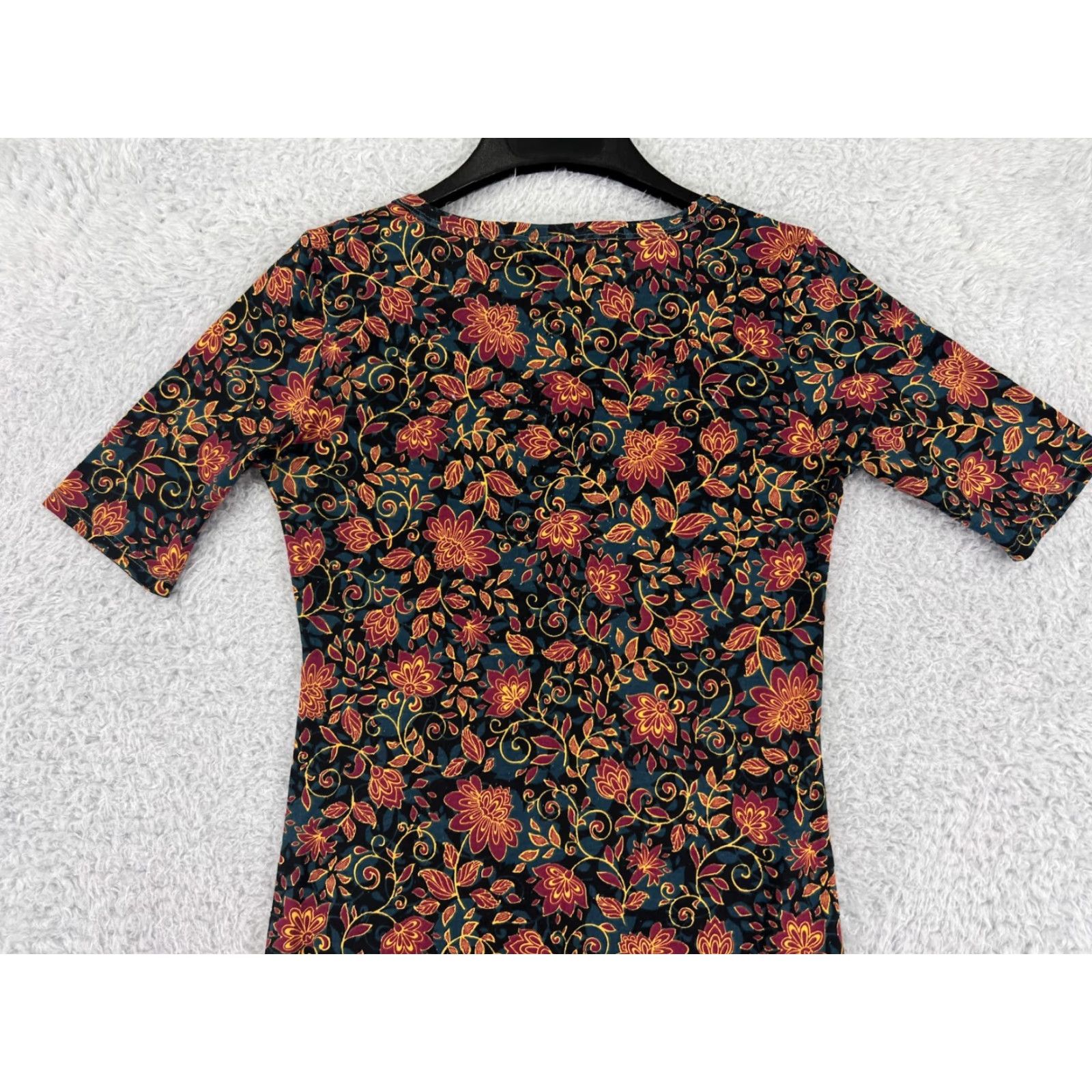 Vintage Lularoe Dress Womens Extra Small Black Red Floral Sheath Polyester Stretch XS Knee Length Casual Party/Cocktail Womens LuLaRoe Dress Size XS / US 0-2 / IT 36-38 - 7 Thumbnail