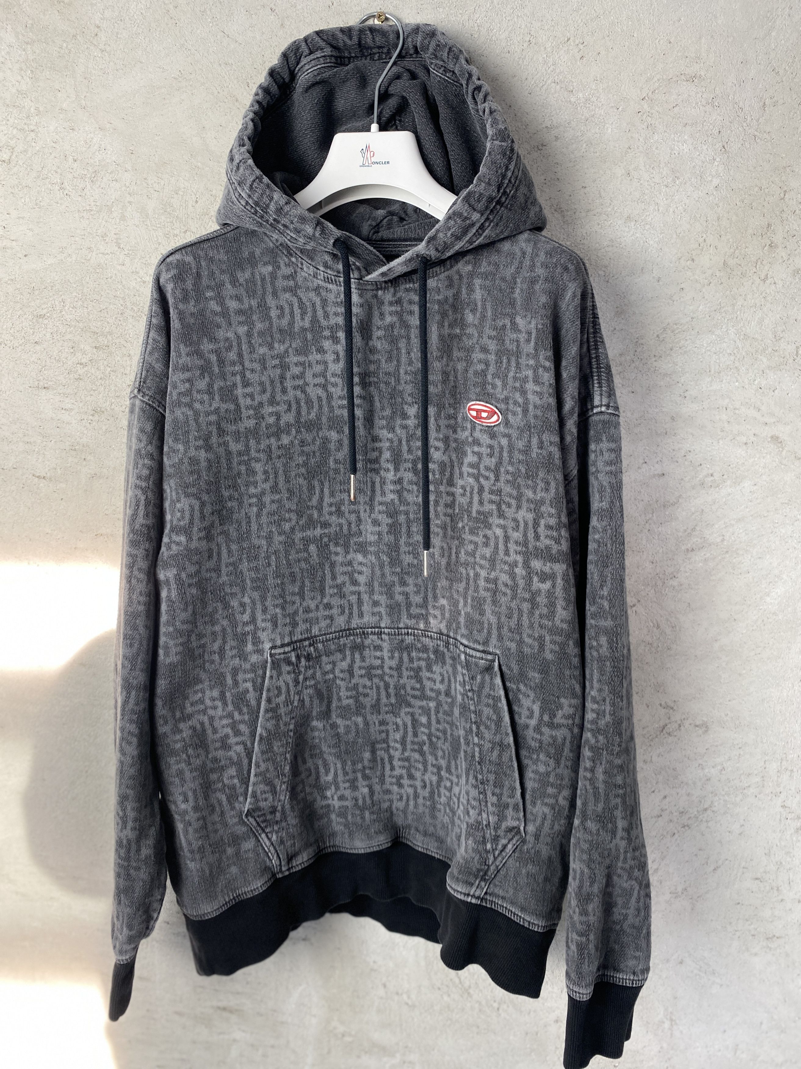 Diesel Diesel multi logo hoodie y2k 00s avant garde opium Size US S / EU 44-46 / 1 - 1 Thumbnail