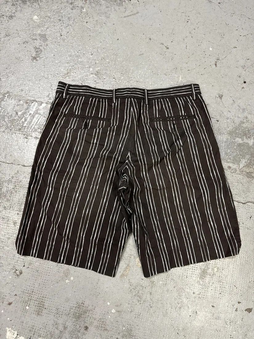 Designer × Dolce & Gabbana × Vintage 2000s Dolce & Gabbana Brown Striped Shorts Size US 32 / EU 48 - 7 Thumbnail