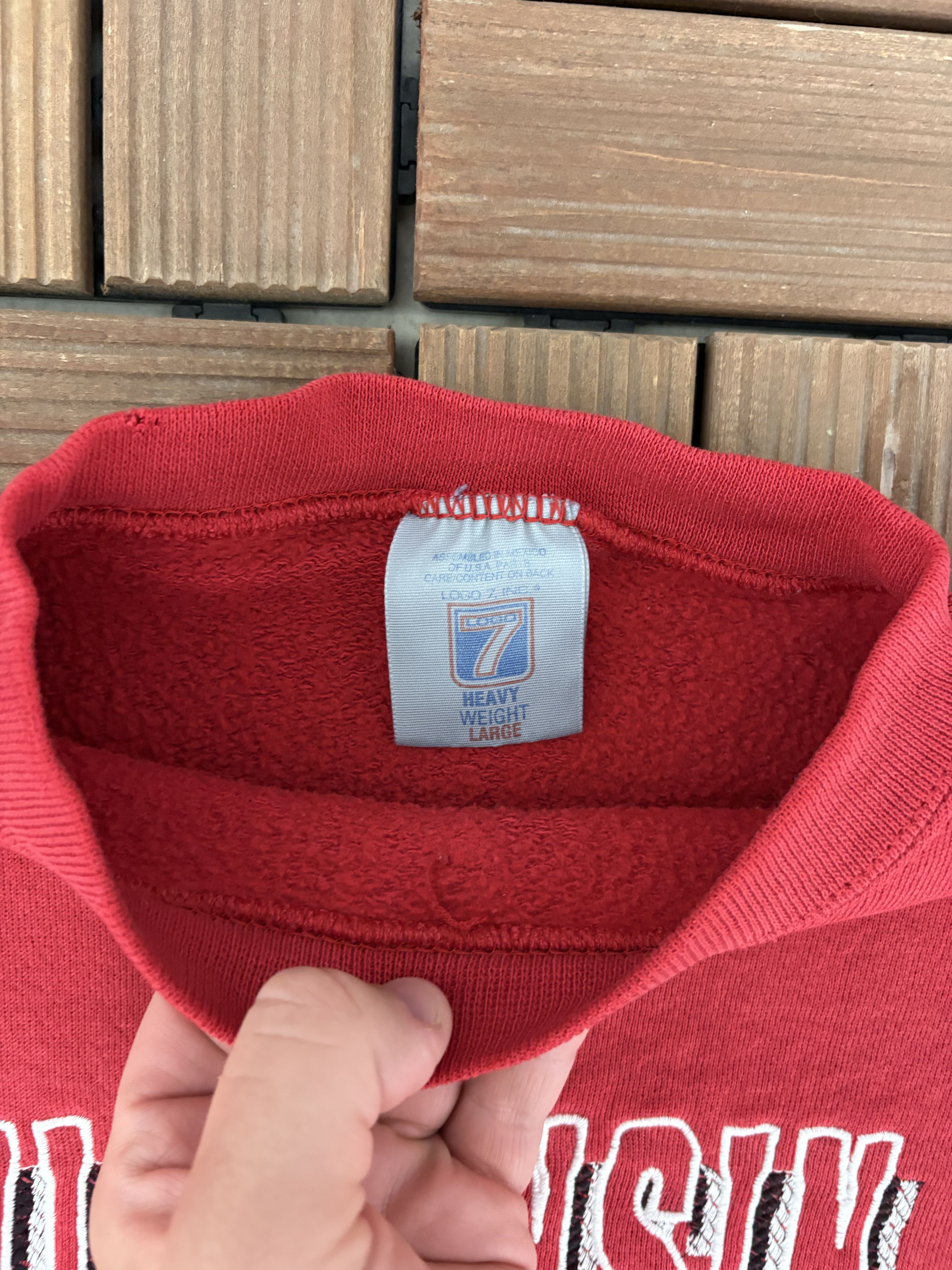 Vintage Wisconsin Badgers Stitched Vintage Crewneck Sweater Size US L / EU 52-54 / 3 - 6 Thumbnail