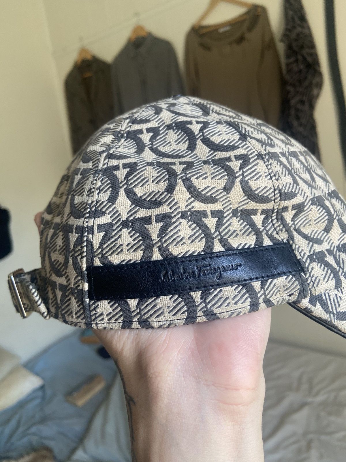 Salvatore Ferragamo FERRAGAMO GANCINI MONOGRAM BASEBALL HAT Size ONE SIZE - 10 Thumbnail
