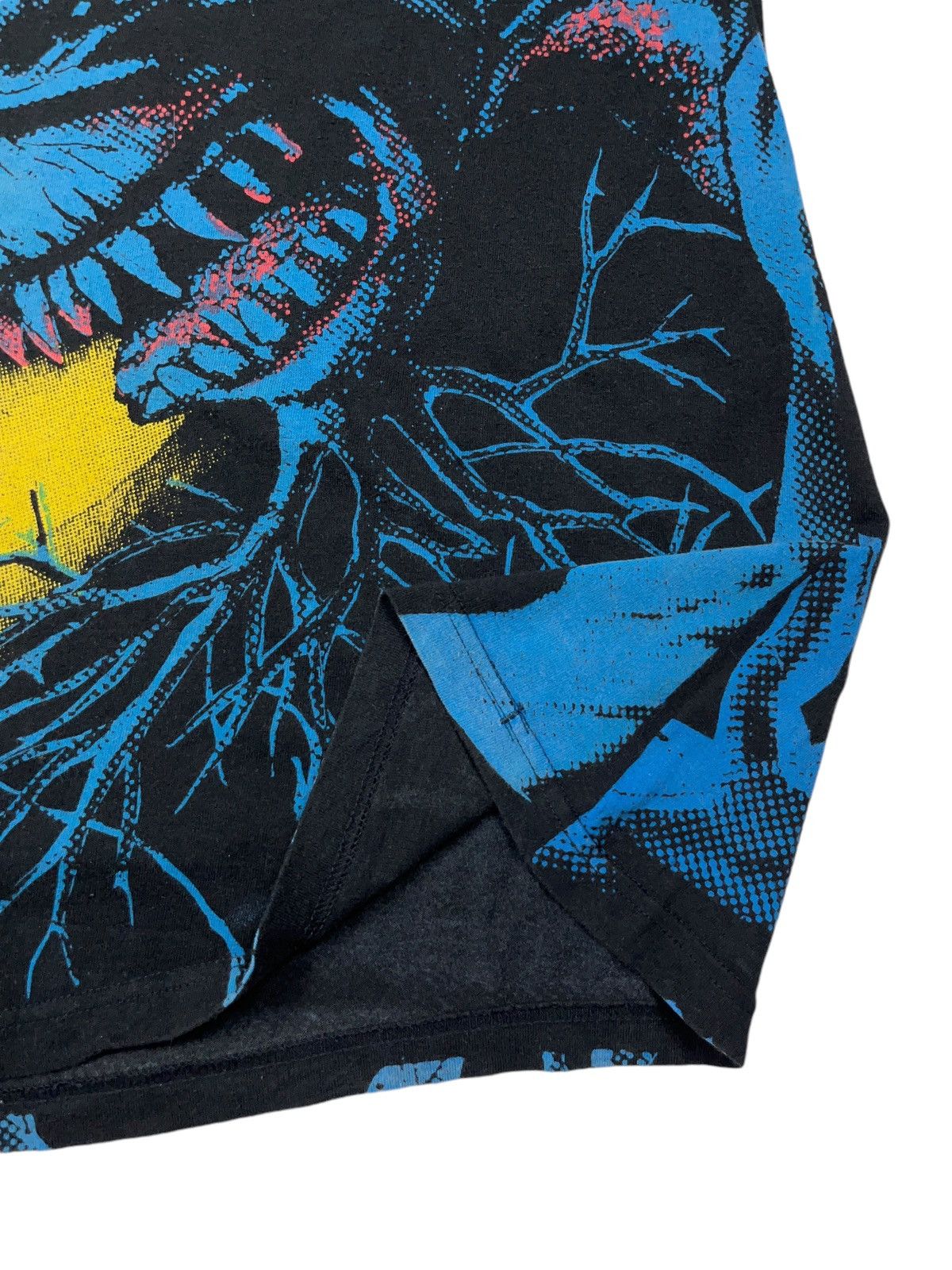 Band Tees × Iron Maiden × Vintage Vintage 1992 Iron Maiden Fear of the Darkness AOP T-shirt Size US XL / EU 56 / 4 - 3 Thumbnail