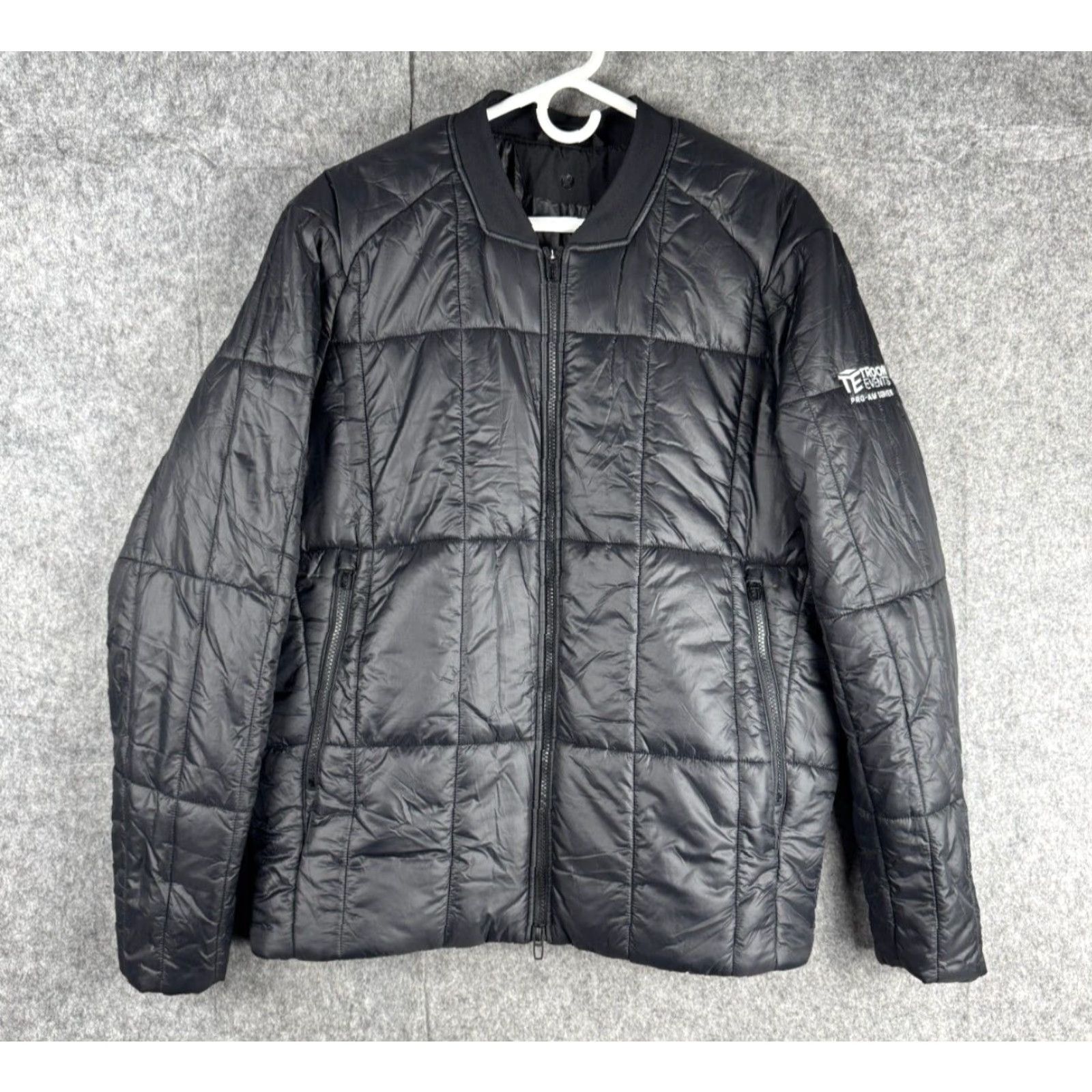 Lululemon Lululemon Insulated Bomber Jacket Men Large Black Puffer Full Zip M4AE3S Size US L / EU 52-54 / 3 - 2 Thumbnail