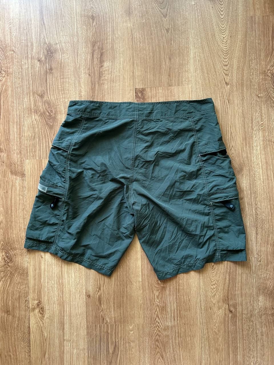 Nike ACG Nike ACG Spring 2001 Green Nylon 4 Pocket Cargo Shorts Size US 38 / EU 54 - 2 Thumbnail