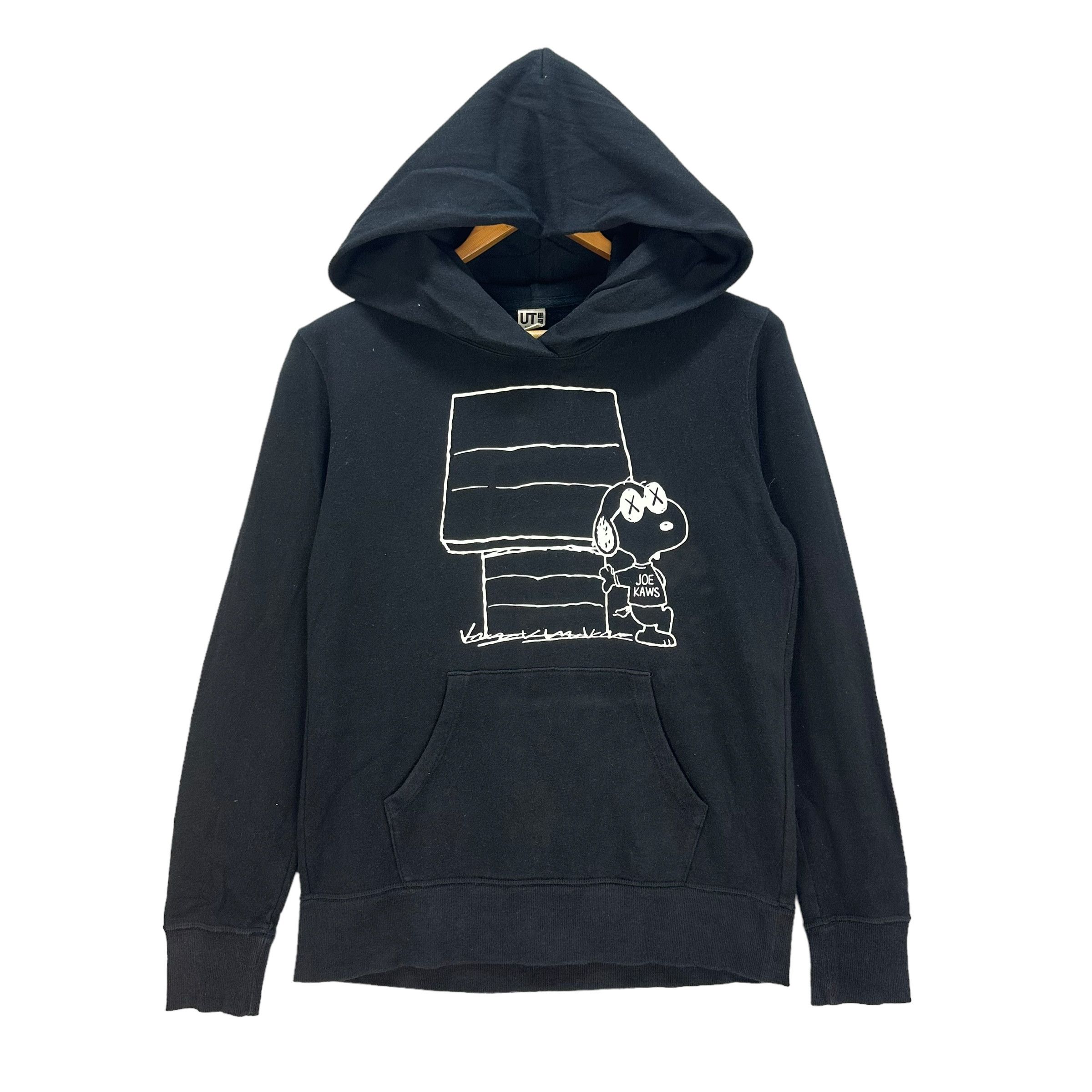 Kaws peanuts sweatshirt hotsell