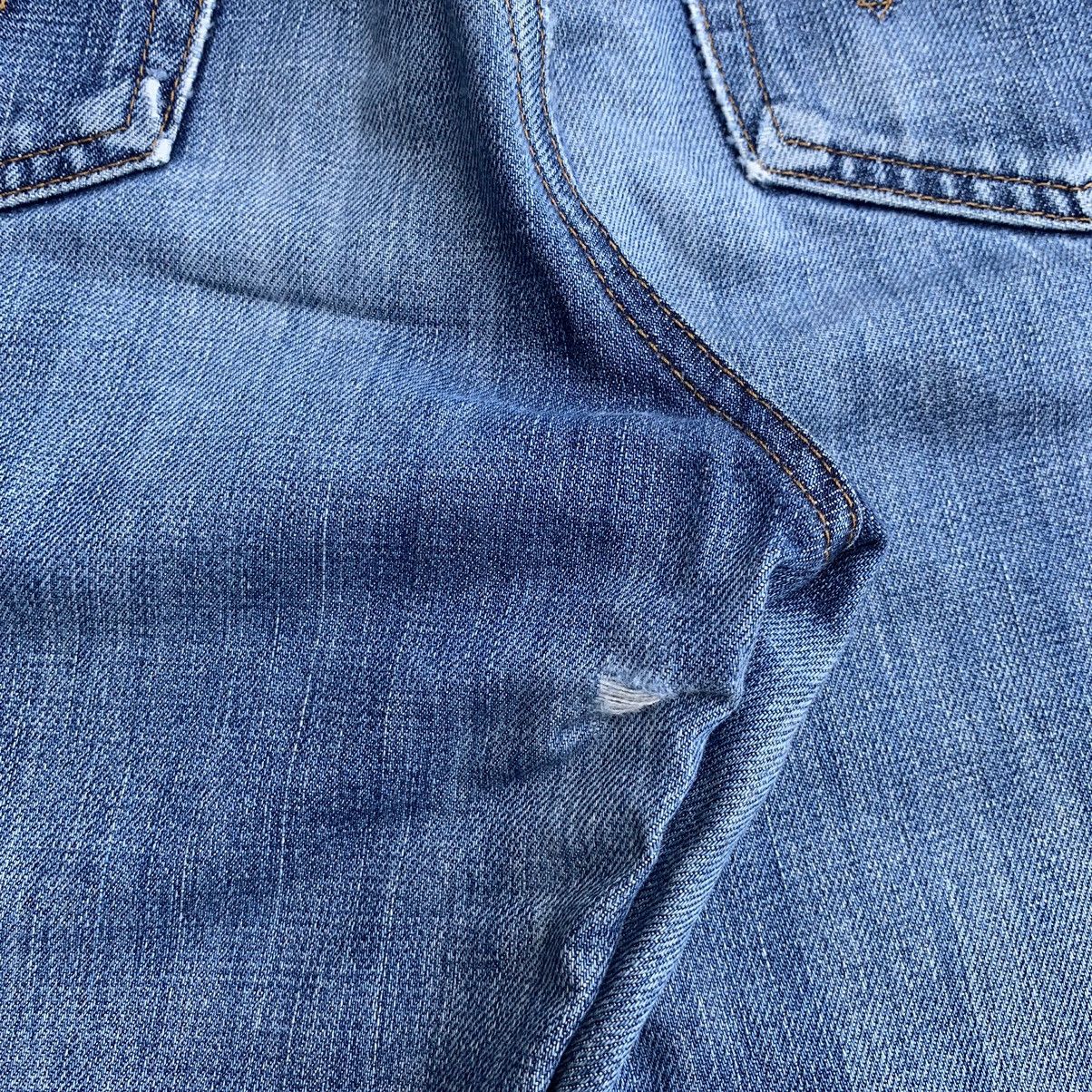 Japanese Brand Vintage Japan Edwin Blue Indigo Distressed Denim Jeans W31 Size US 31 - 11 Thumbnail