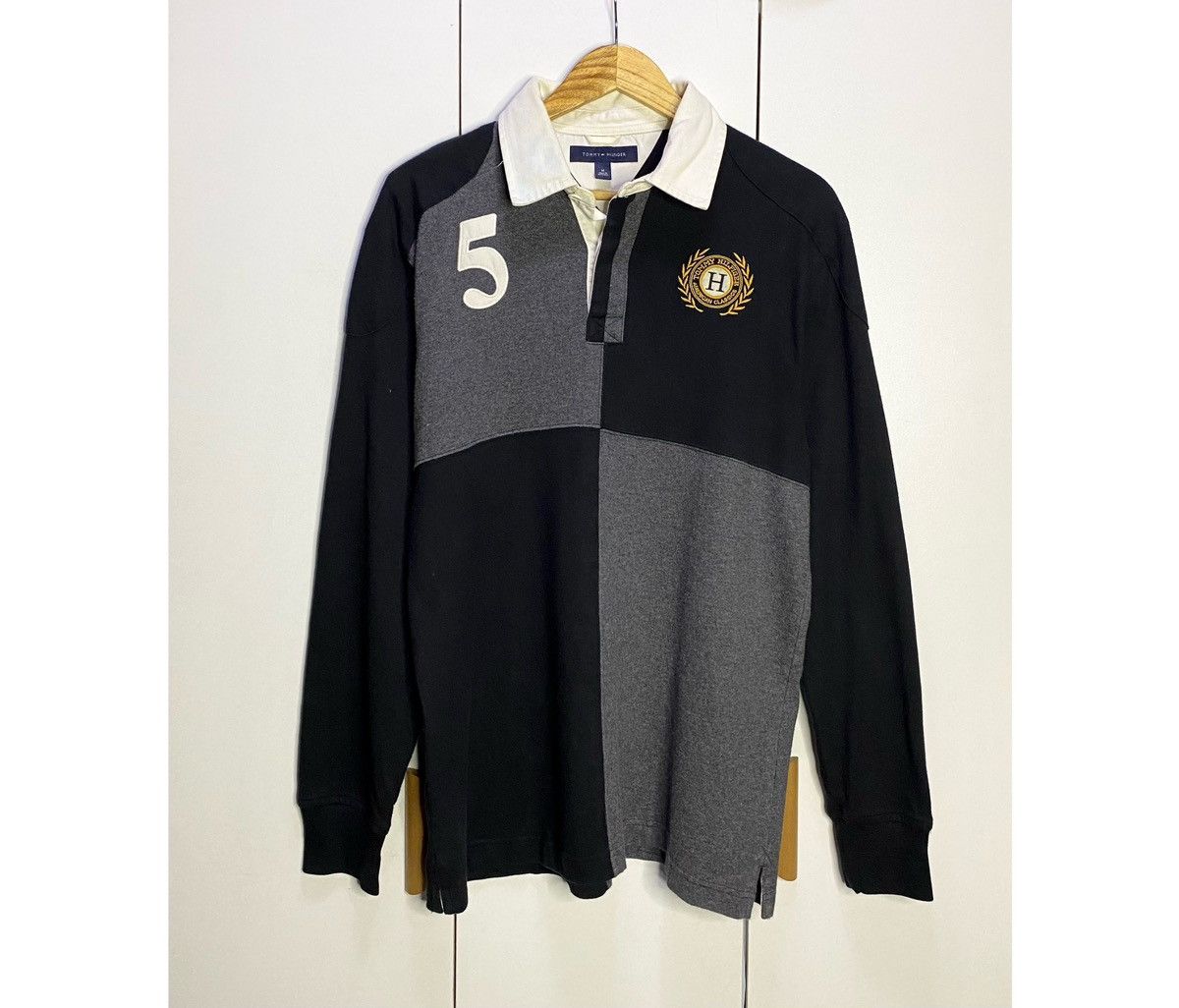 Tommy Hilfiger Tommy Hilfiger Polo Sweatshirt | Black Medium Size US M / EU 48-50 / 2 - 1 Thumbnail