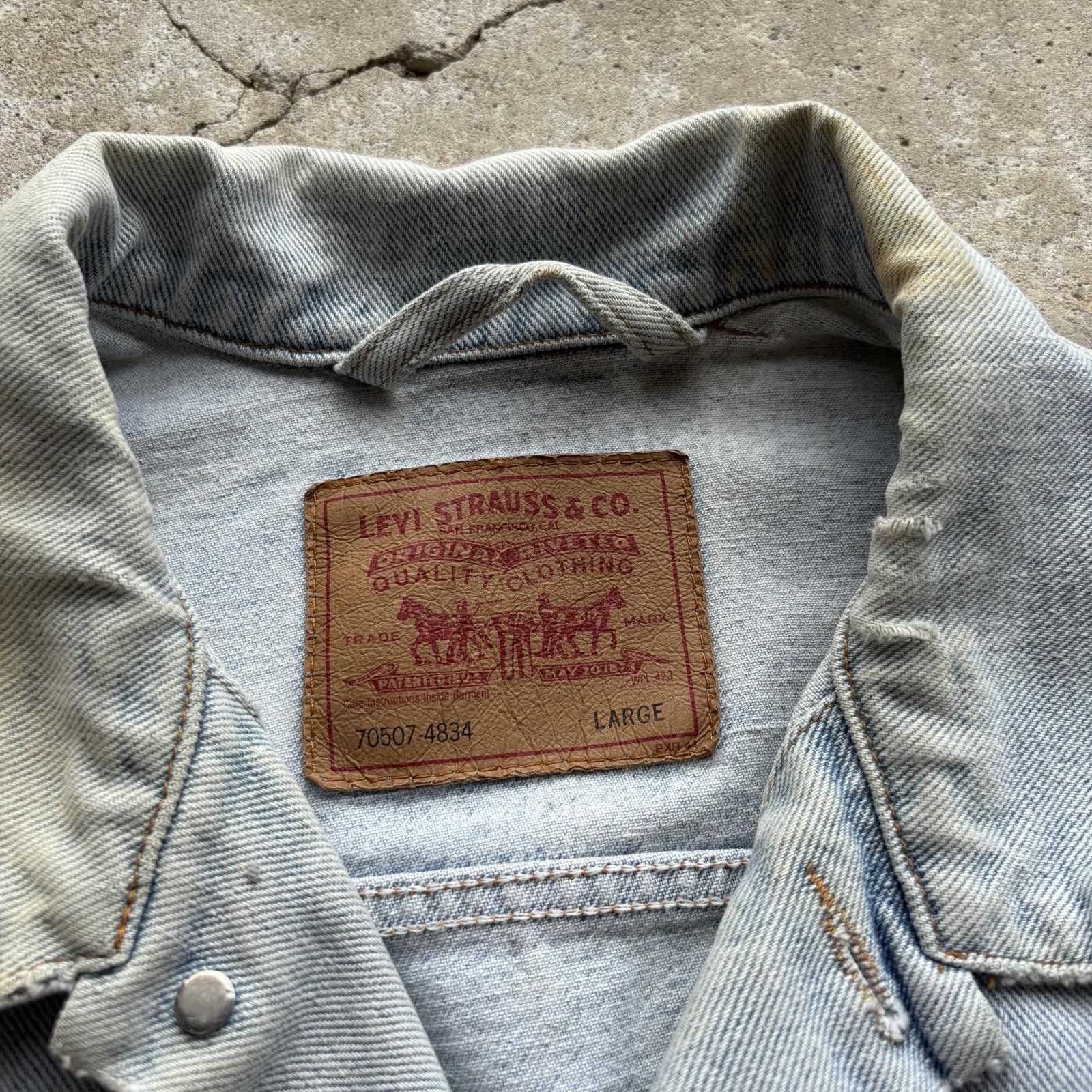 Levi's × Vintage Vintage 80s 90s Levi’s Light Wash Distressed Denim Jacket Size US L / EU 52-54 / 3 - 2 Thumbnail