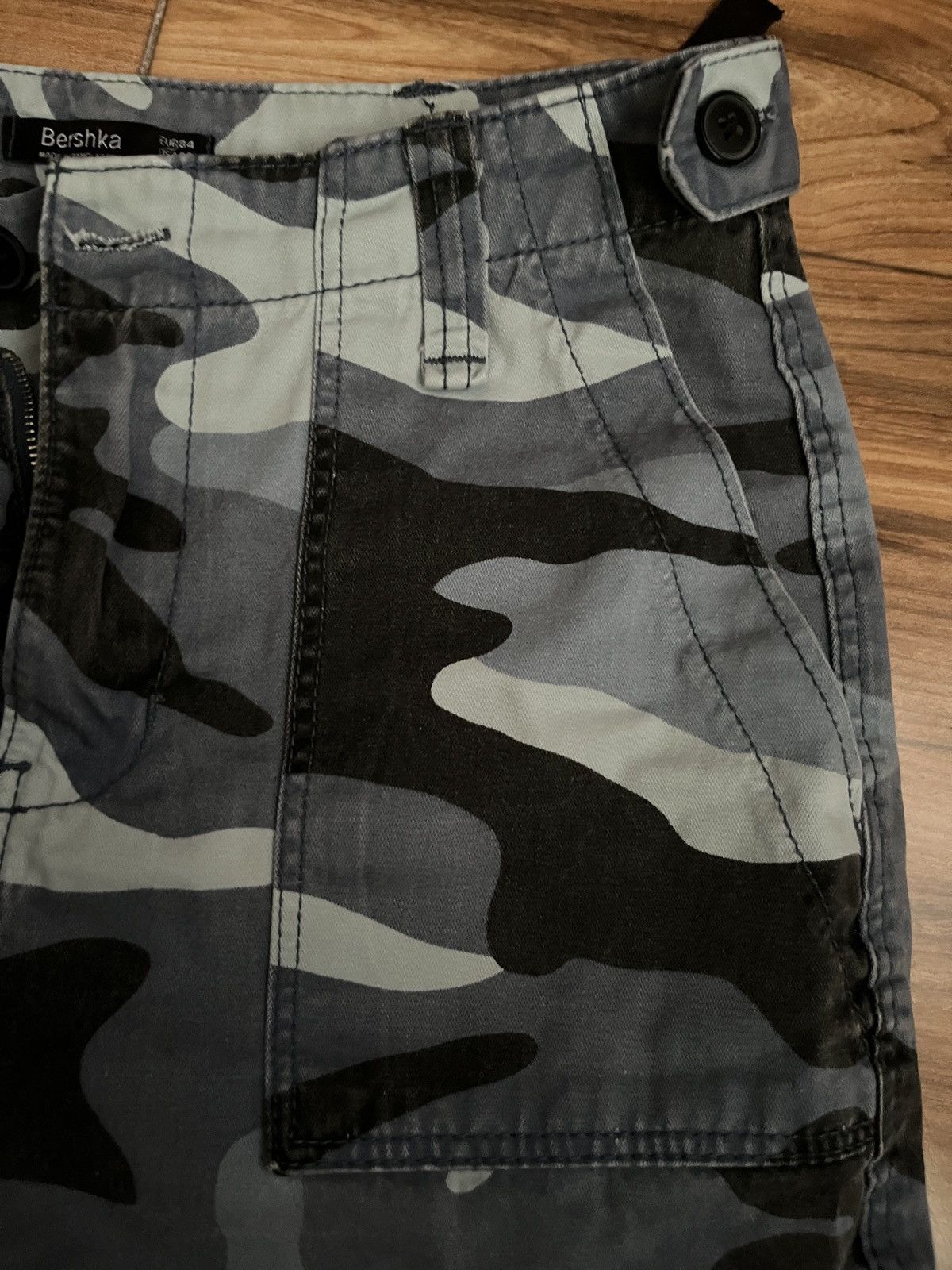 Bershka sports pants Size 26" / US 2 / IT 38 - 6 Thumbnail