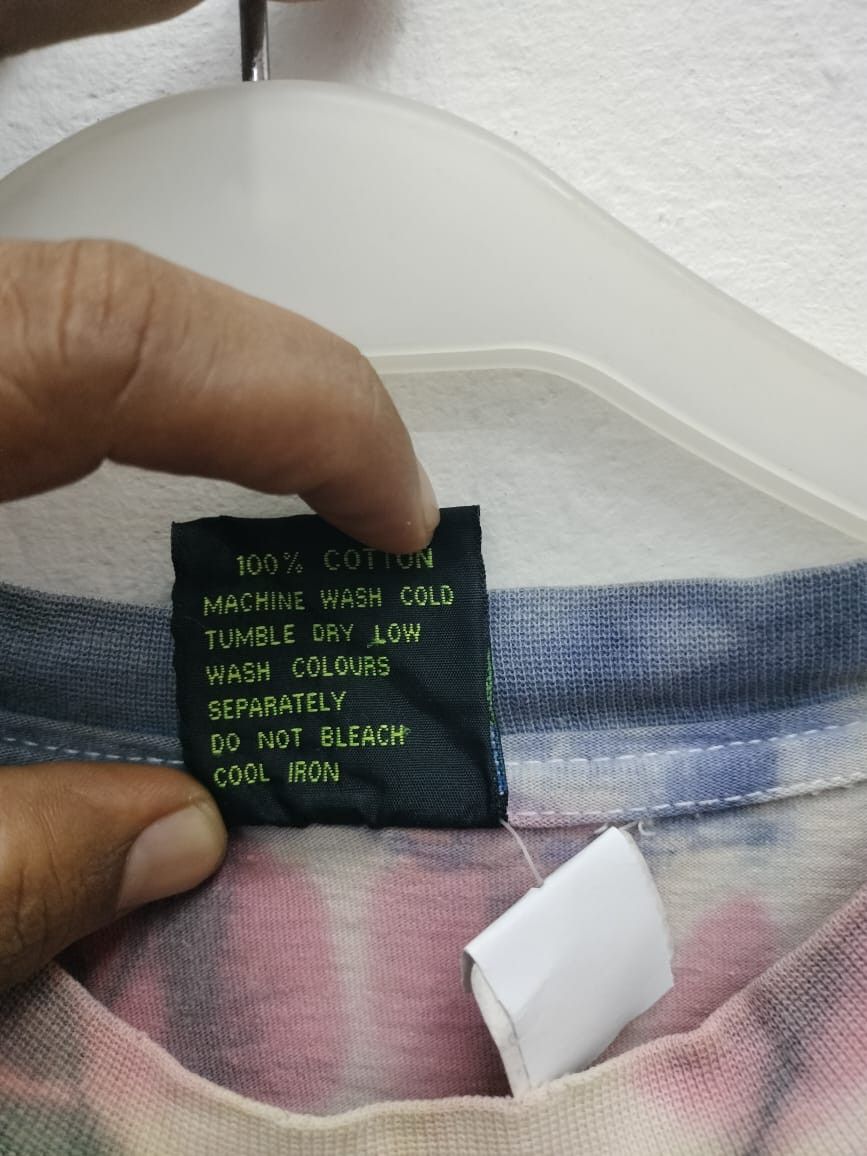 Vintage Vintage Alien World Full Print Dye Tee Single Stich Size US L / EU 52-54 / 3 - 4 Thumbnail