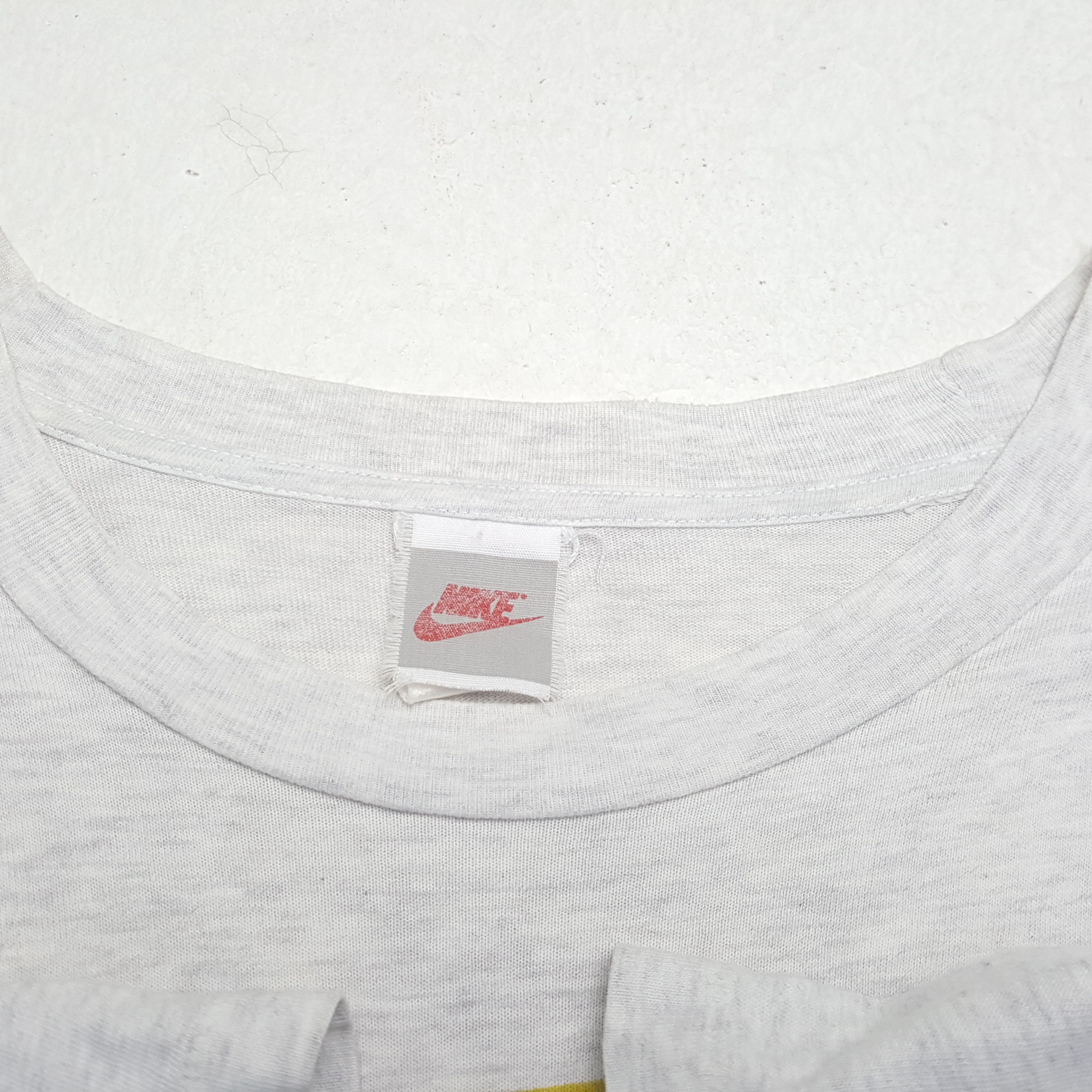 Nike × Vintage NIKE Streetwear Style Tshirt Size US L / EU 52-54 / 3 - 10 Thumbnail