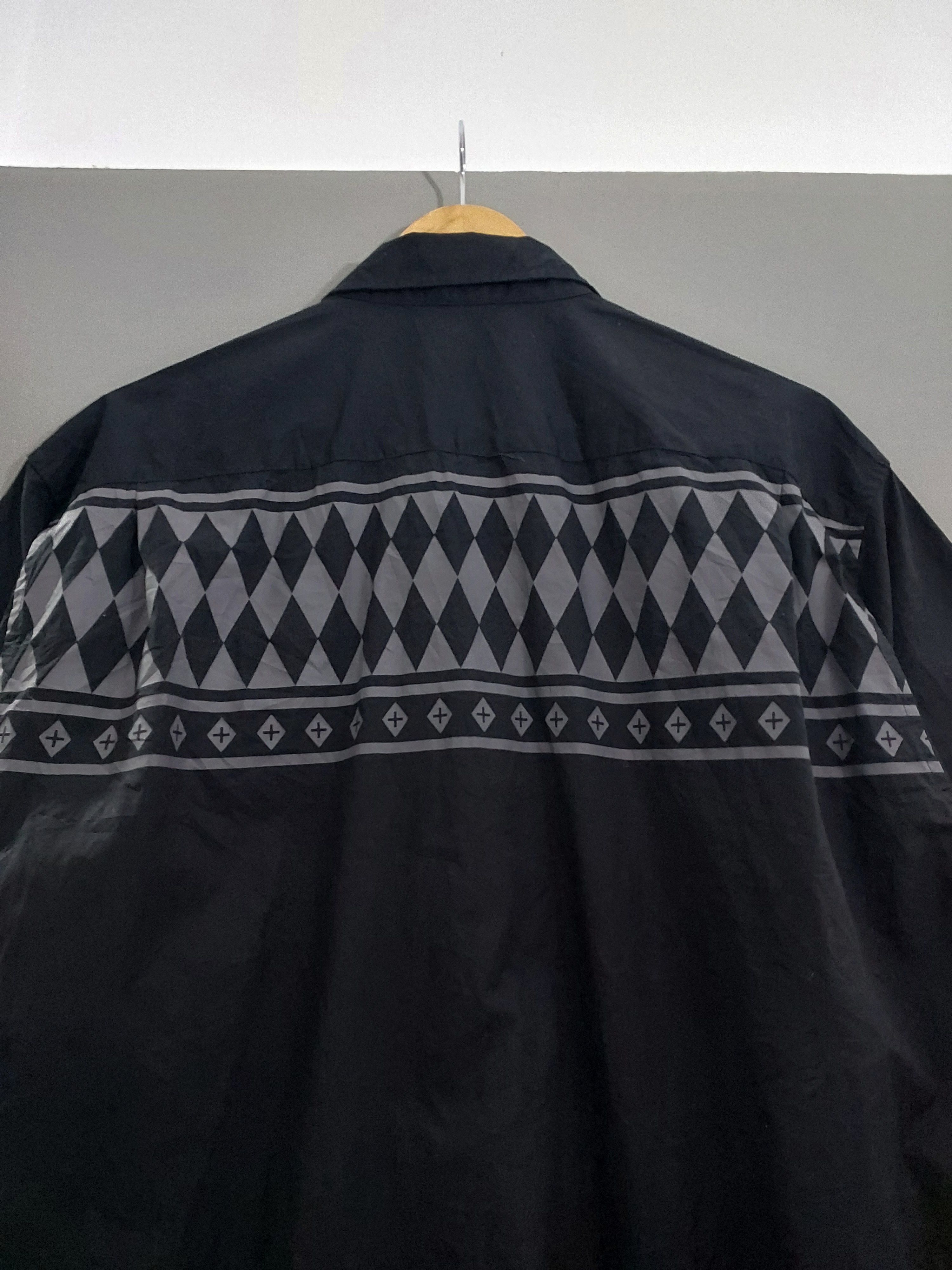 Anime TOKYO REVENGERS ANIME DRAKEN BUTTON UPS SHIRT Size US M / EU 48-50 / 2 - 8 Thumbnail