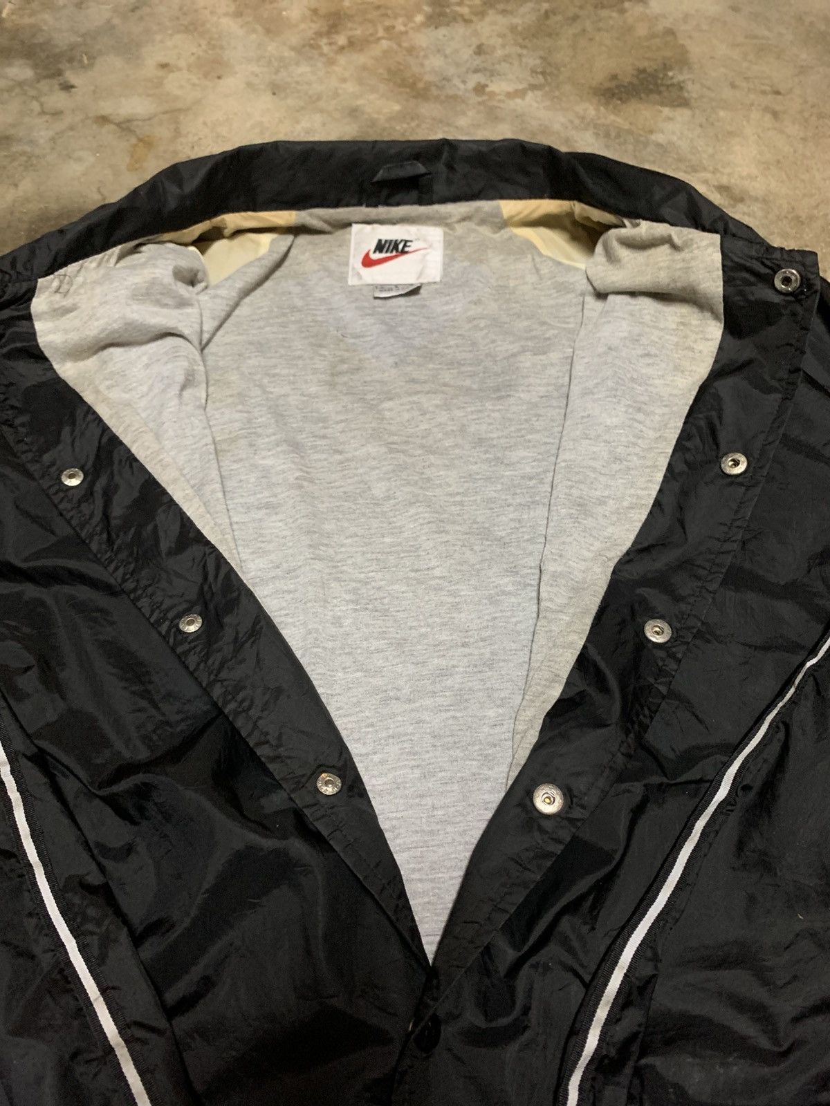 Nike Vintage Nike coach jacket travis scott style baggy jacket Size US L / EU 52-54 / 3 - 6 Thumbnail